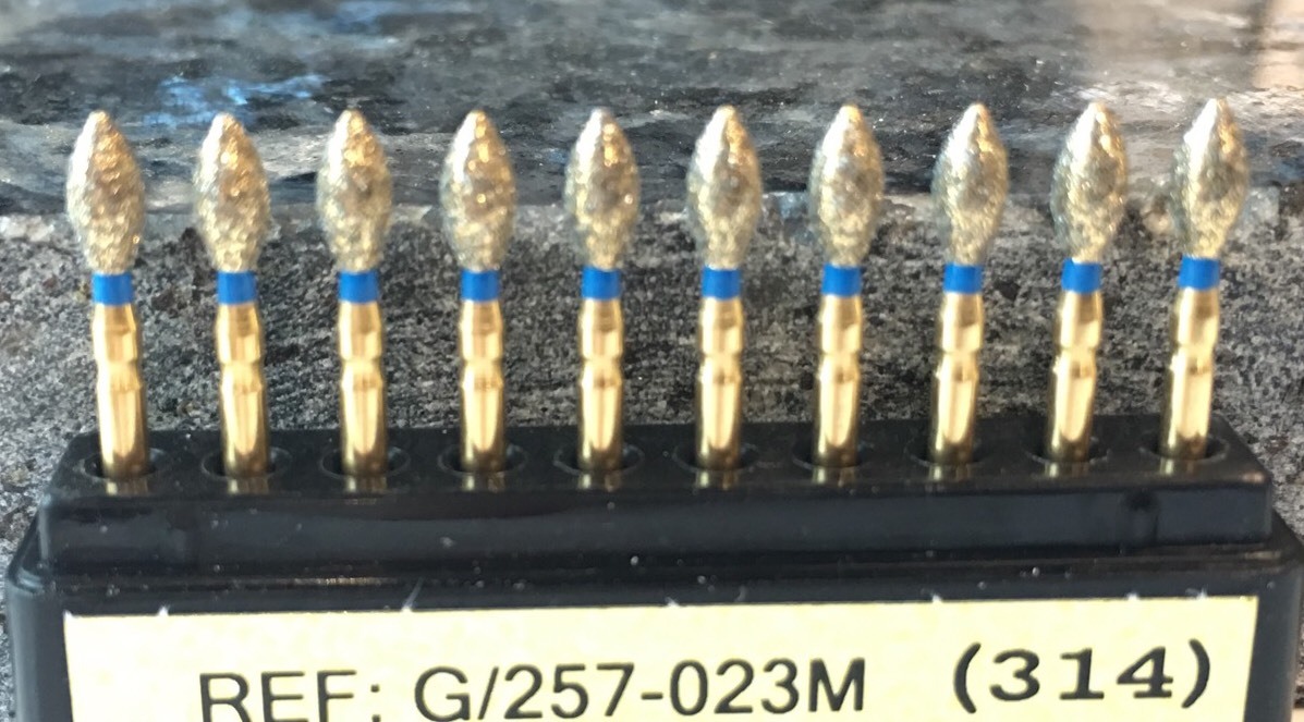 Diamond Burr Medium Grit Football Shape (368) # G/257-023M (20 Pc) Blue Strip