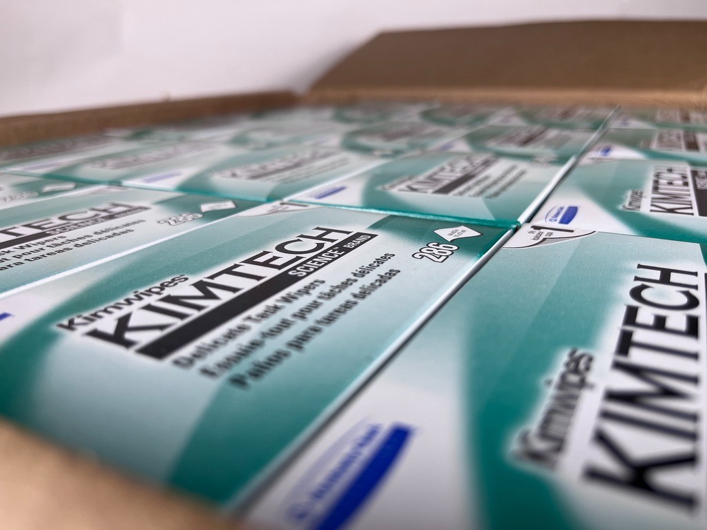 Kimtech Kimwipes Delicate Task Wipers 286 Sheets 34155 1 Box or Case of 60 Boxes