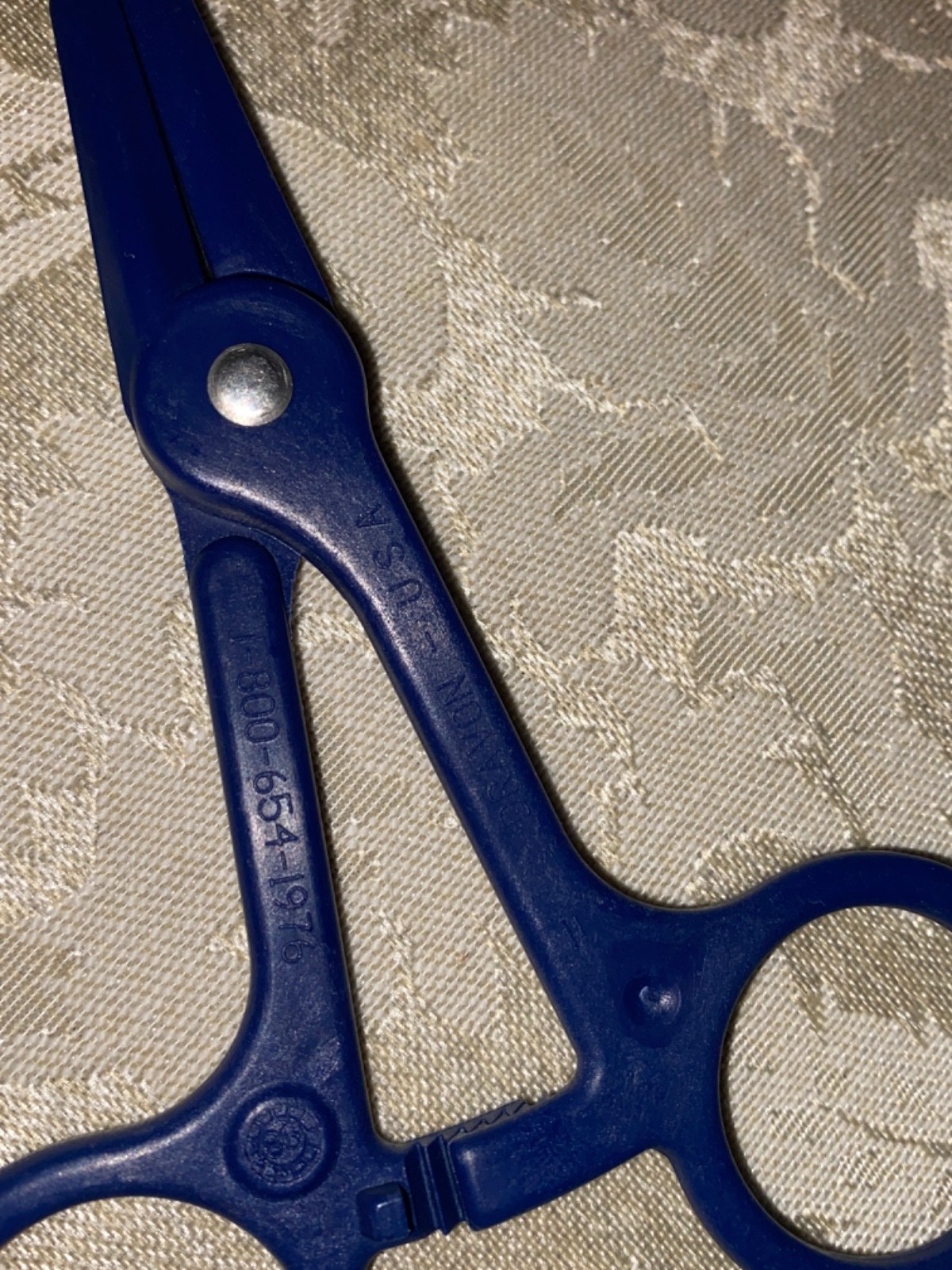 Vintage 1970s Dravon Plastic Occluding Tube Clamp (Hemostat) made in USA