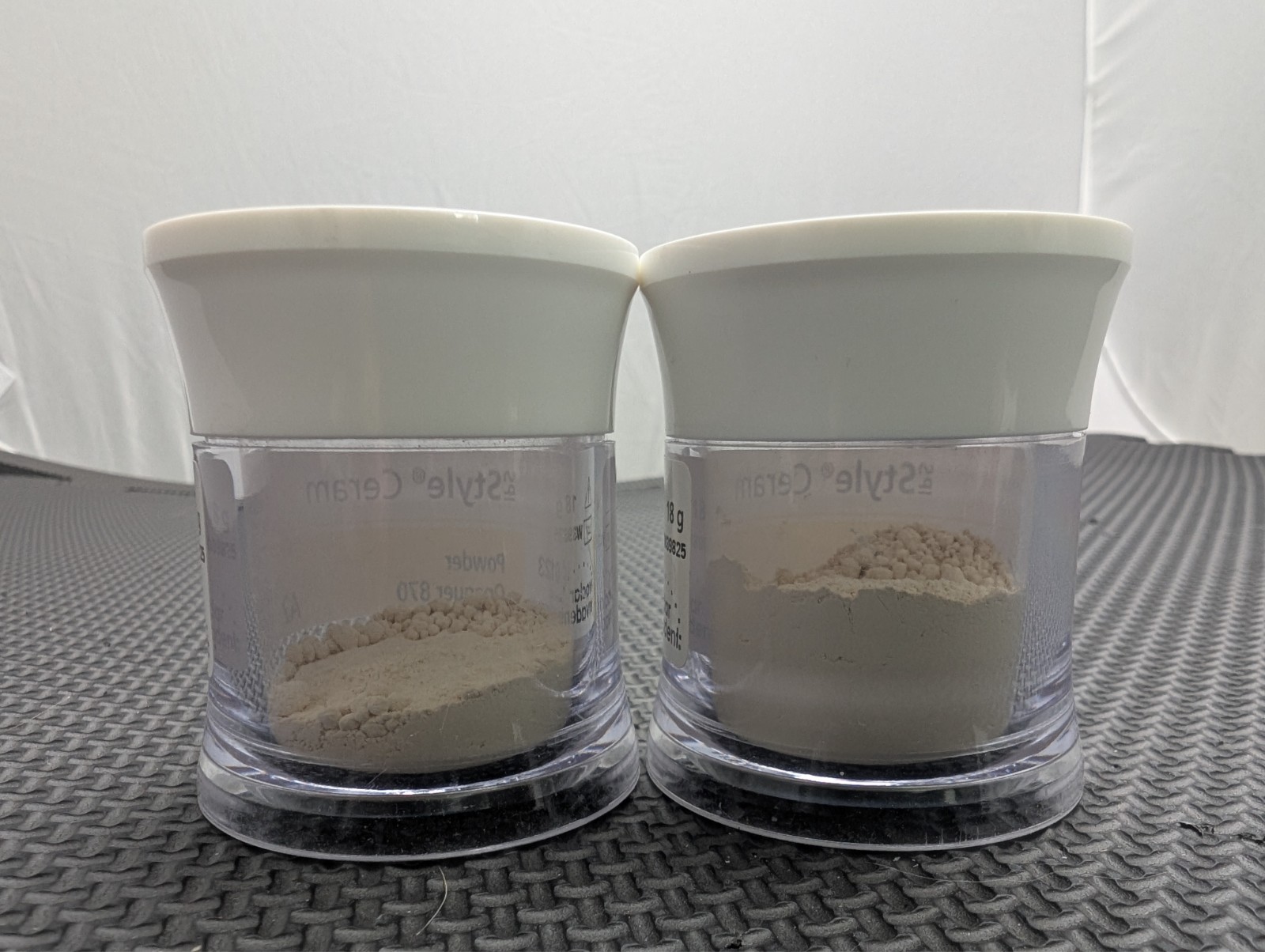 Ivoclar IPS Style Ceram Powder Opaquer 870 A2 – used