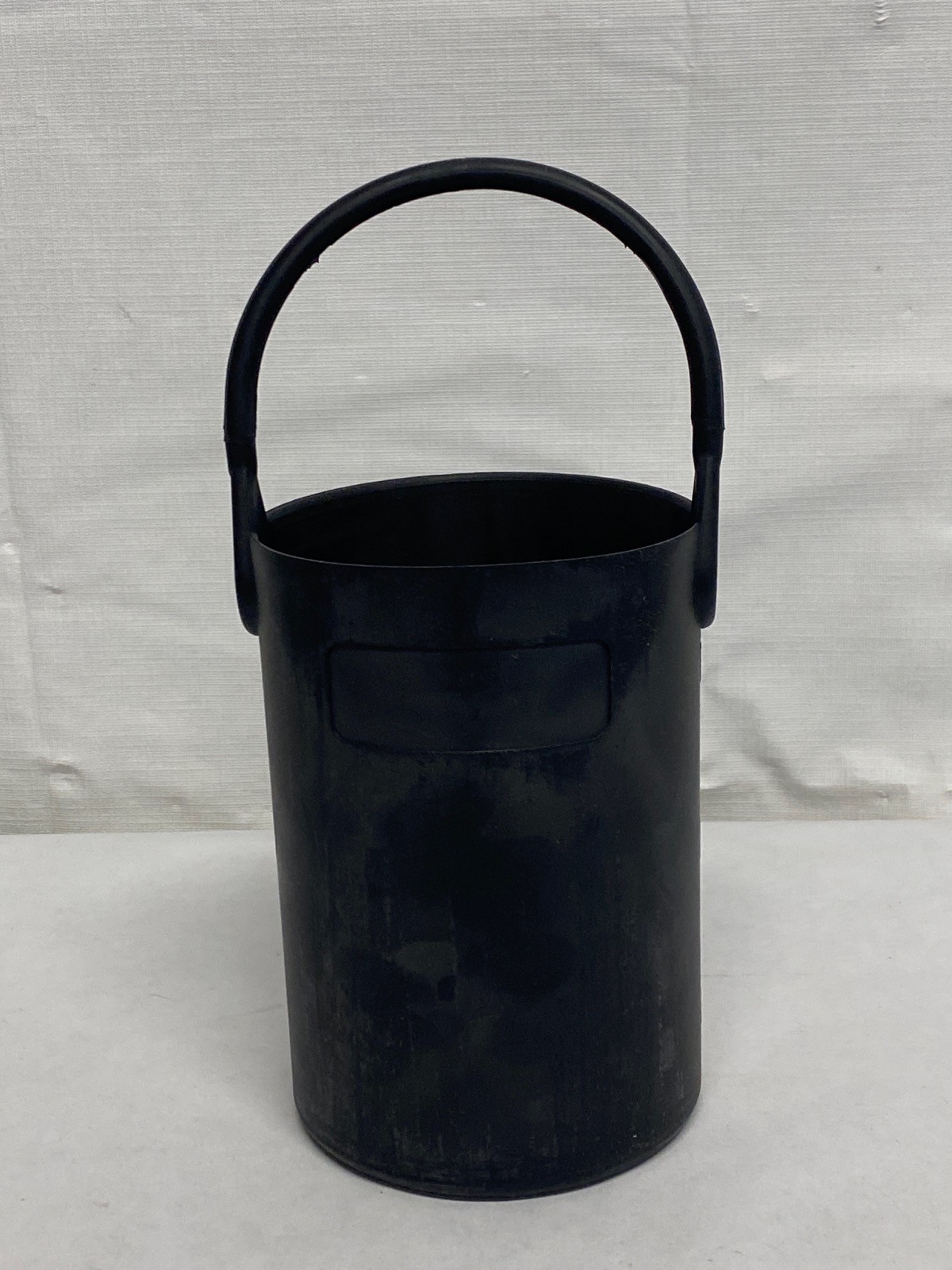 EAGLE Lab Safety Bottle Carrier Bucket w/Handle for 500/1000mL 10” H x 4-1/2”OD