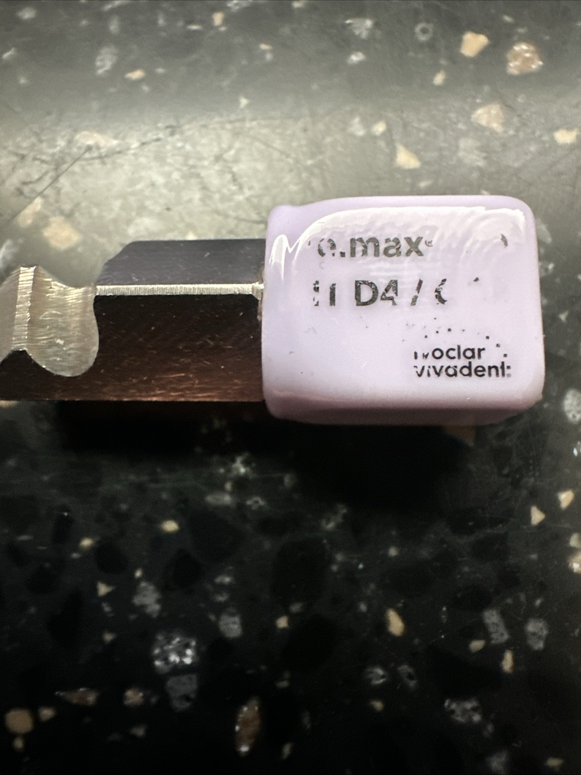 Ivoclar IPS Emax HT D4 /C 14 FOR E4D Sold Individually Per Block
