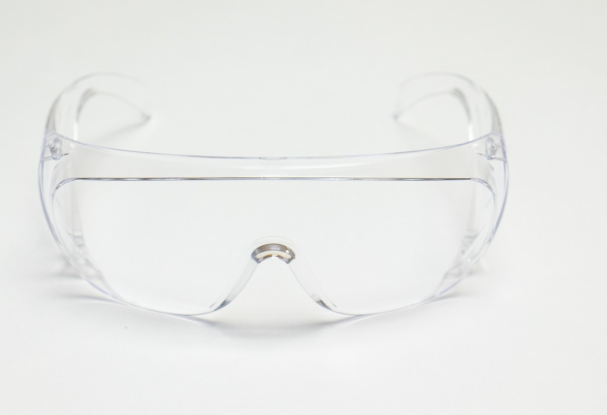 DENTAL LAB MEDICAL STUDENT PROTECTIVE SAFETY EYEWEAR GOGGLES GLASSES – CLEAR UV