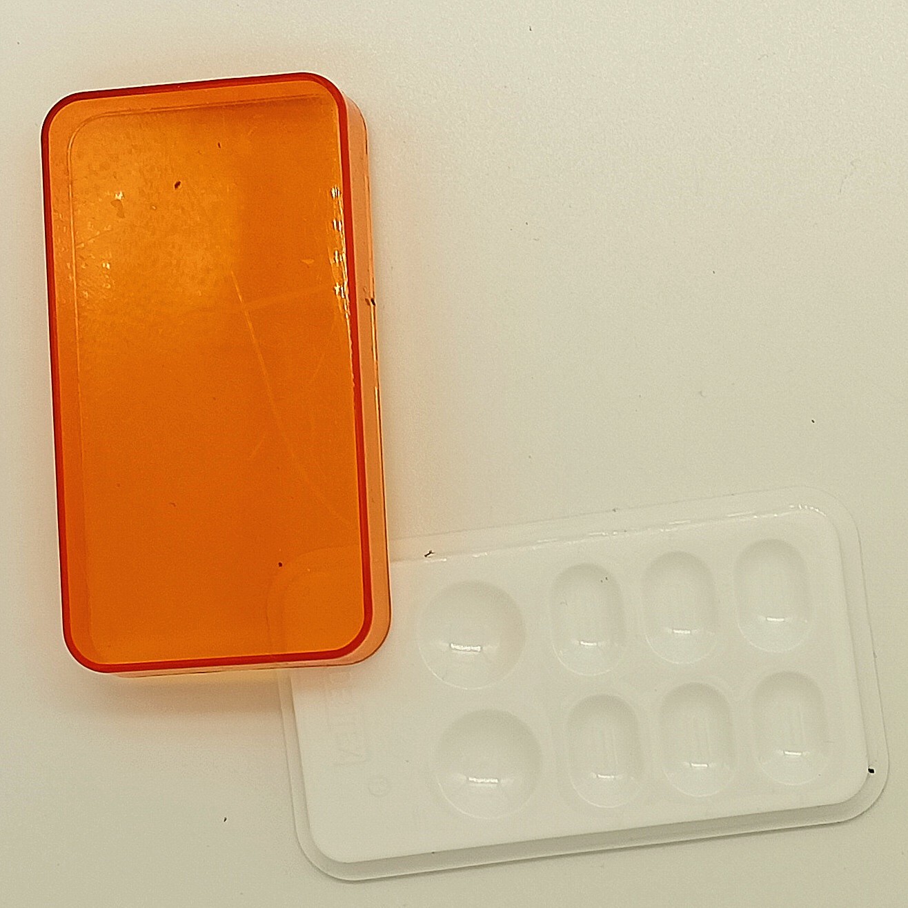 Dental Mixing Well Composite Resin Light-proof Shading Cover Protection