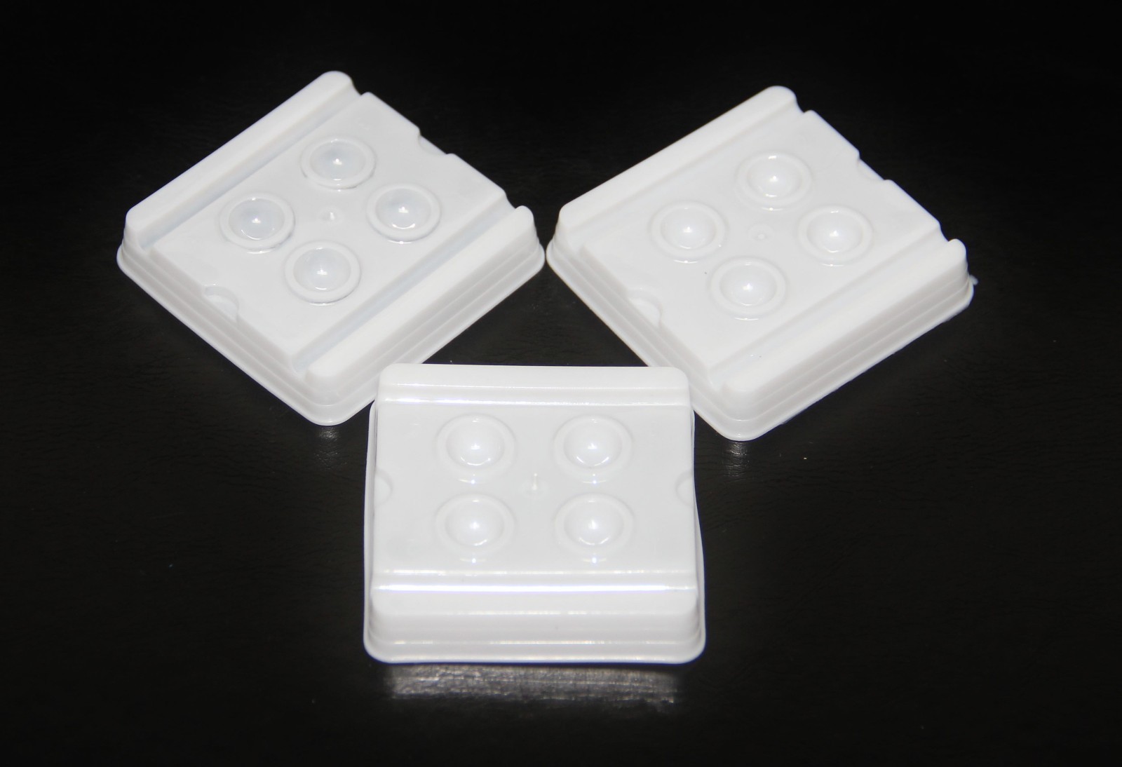 Dental Dentist Disposable Mixing Wells 4 hole 240/pack Bonding Composites