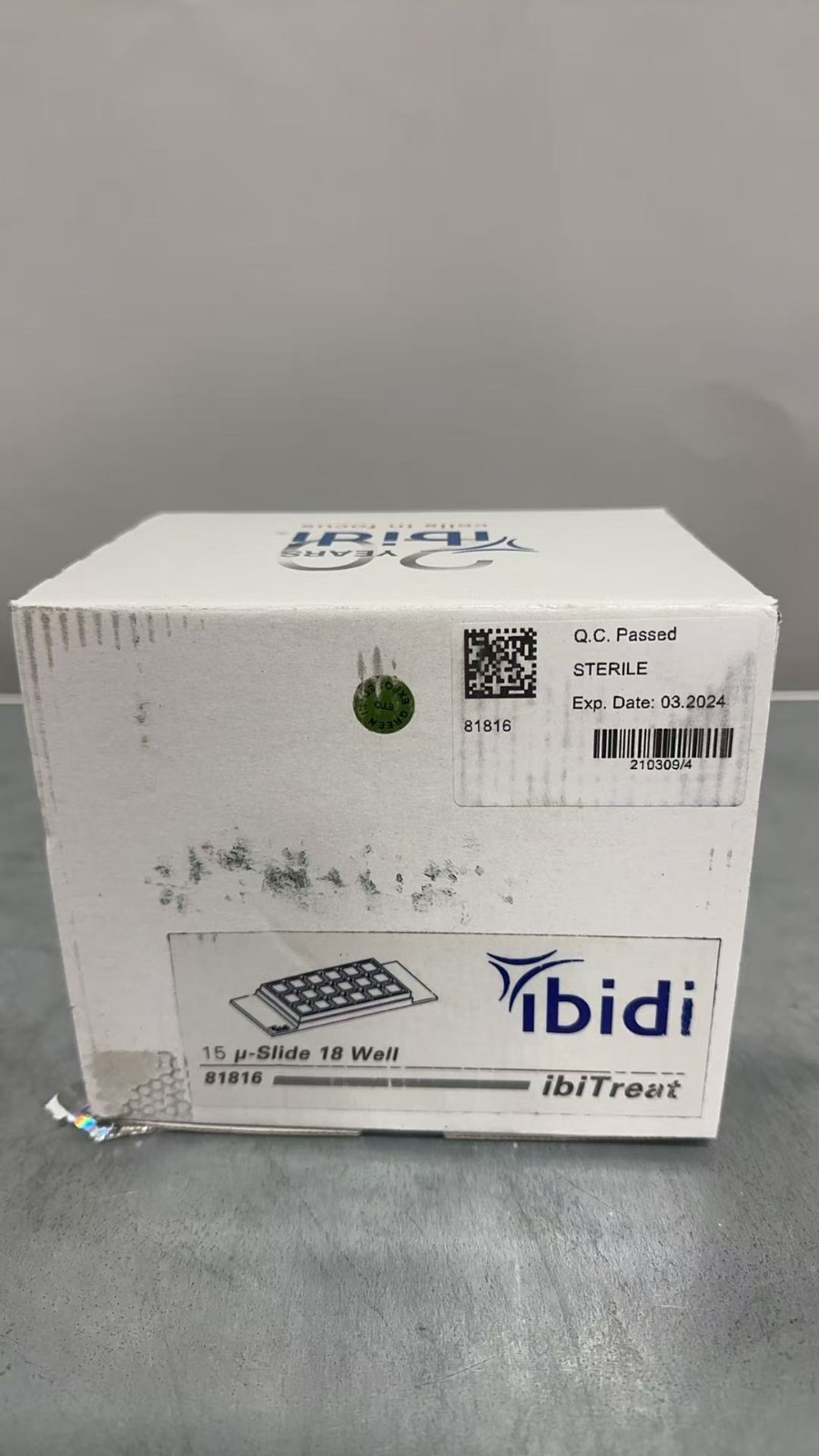 ibidi 81816 15 μ-Slide 18 well, 9 left