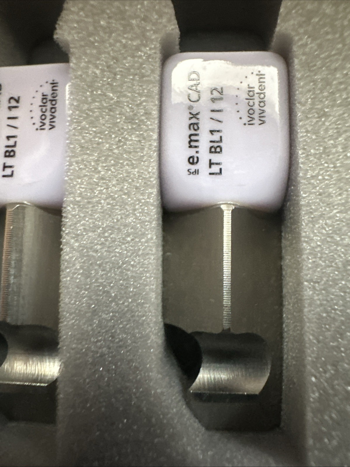 Ivoclar IPS Emax LT BL1 / I12 FOR E4D Sold Individually Per Block