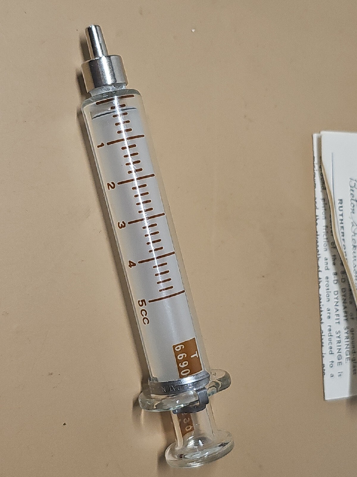 Vintage BD Dynafit Yale Glass 5cc Reusable Luer Lok Hypodermic Syringe