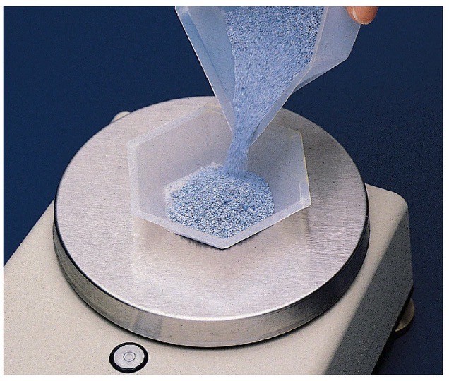 (500/Pk) FISHERBRAND Polystyrene Weighing Dishes Hexagonal Shape 02-202-102