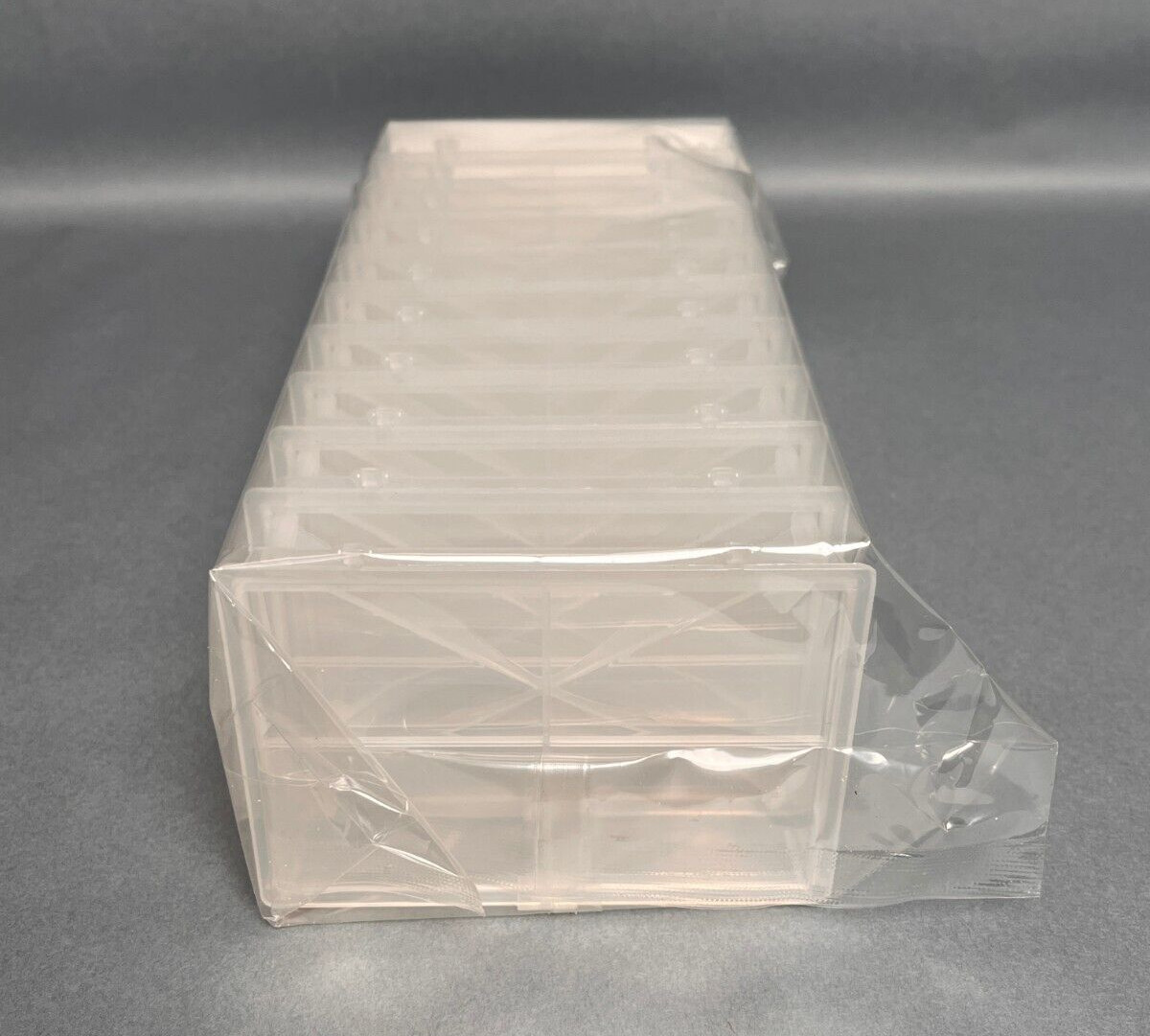 RPI Reagent Reservoir with Lid 175 ml Total of 60 Basins