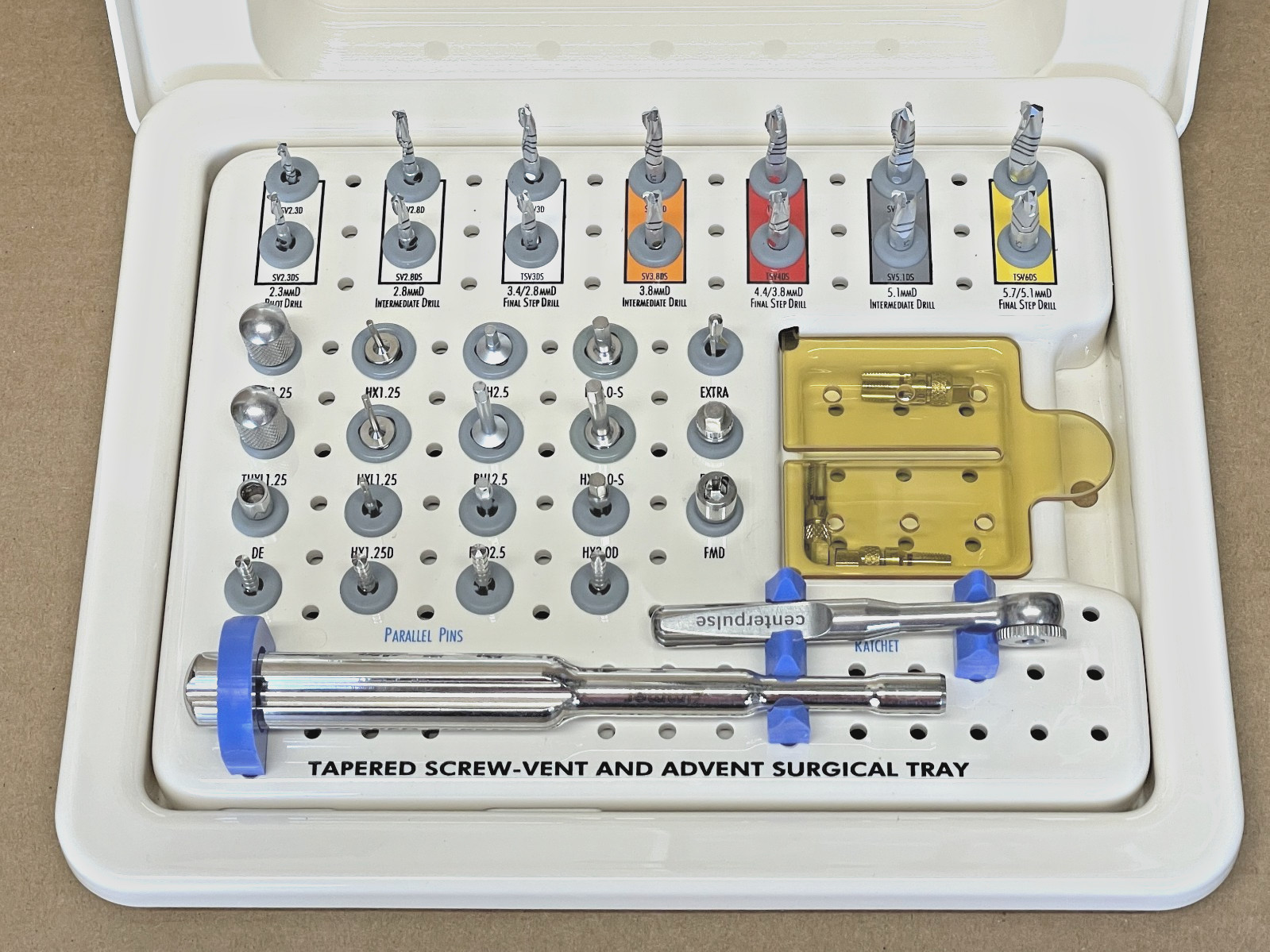 Centerpulse Tapered Screw Vent Dental Kit,Excellent As Pictured Items Only
