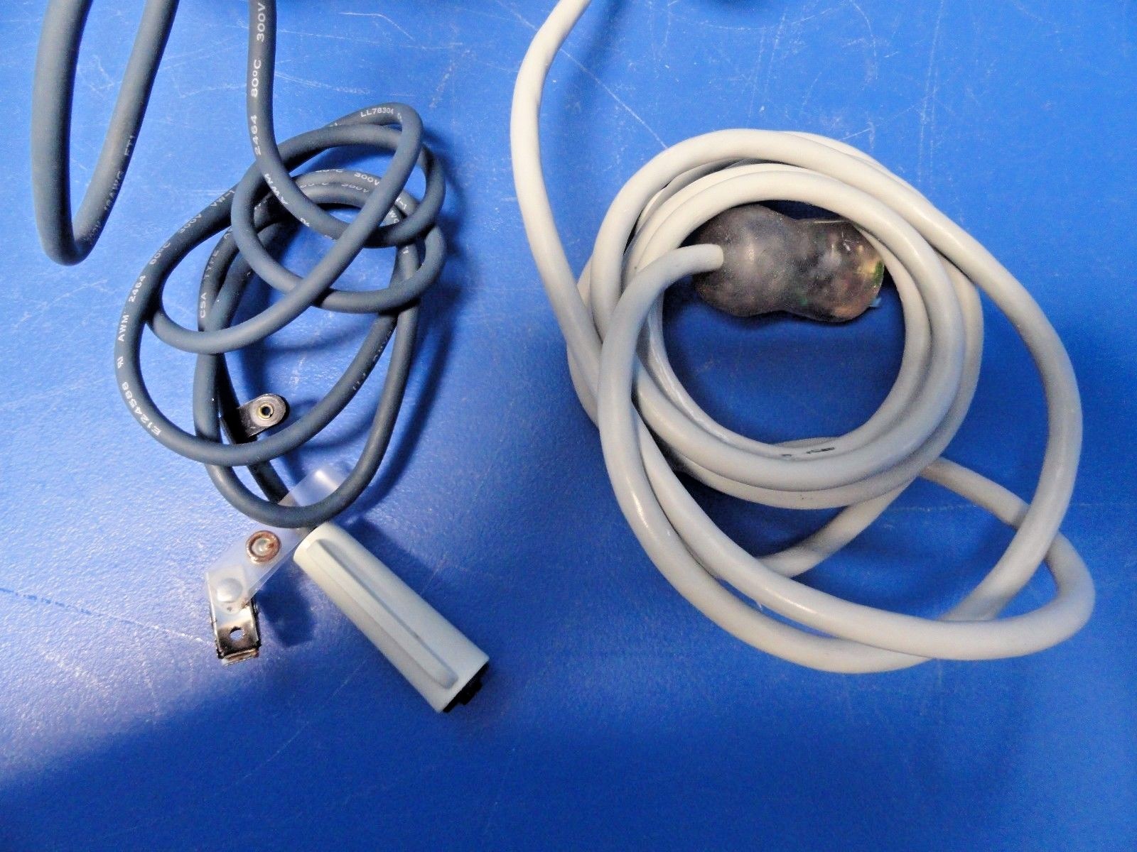 Abbott Lifecare 4100 PCA Plus II Pump W/ Pole Clamp & Bolus Cable, No Key ~14361
