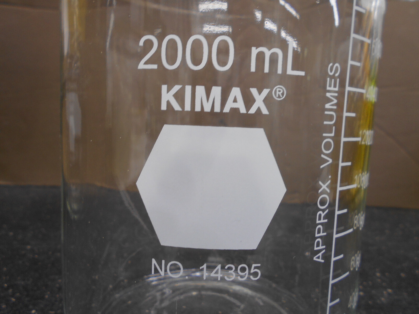 KIMBLE KIMAX 14395 2000mL GRADUATE MEDIA STORAGE BOTTLE W/ POURING RING