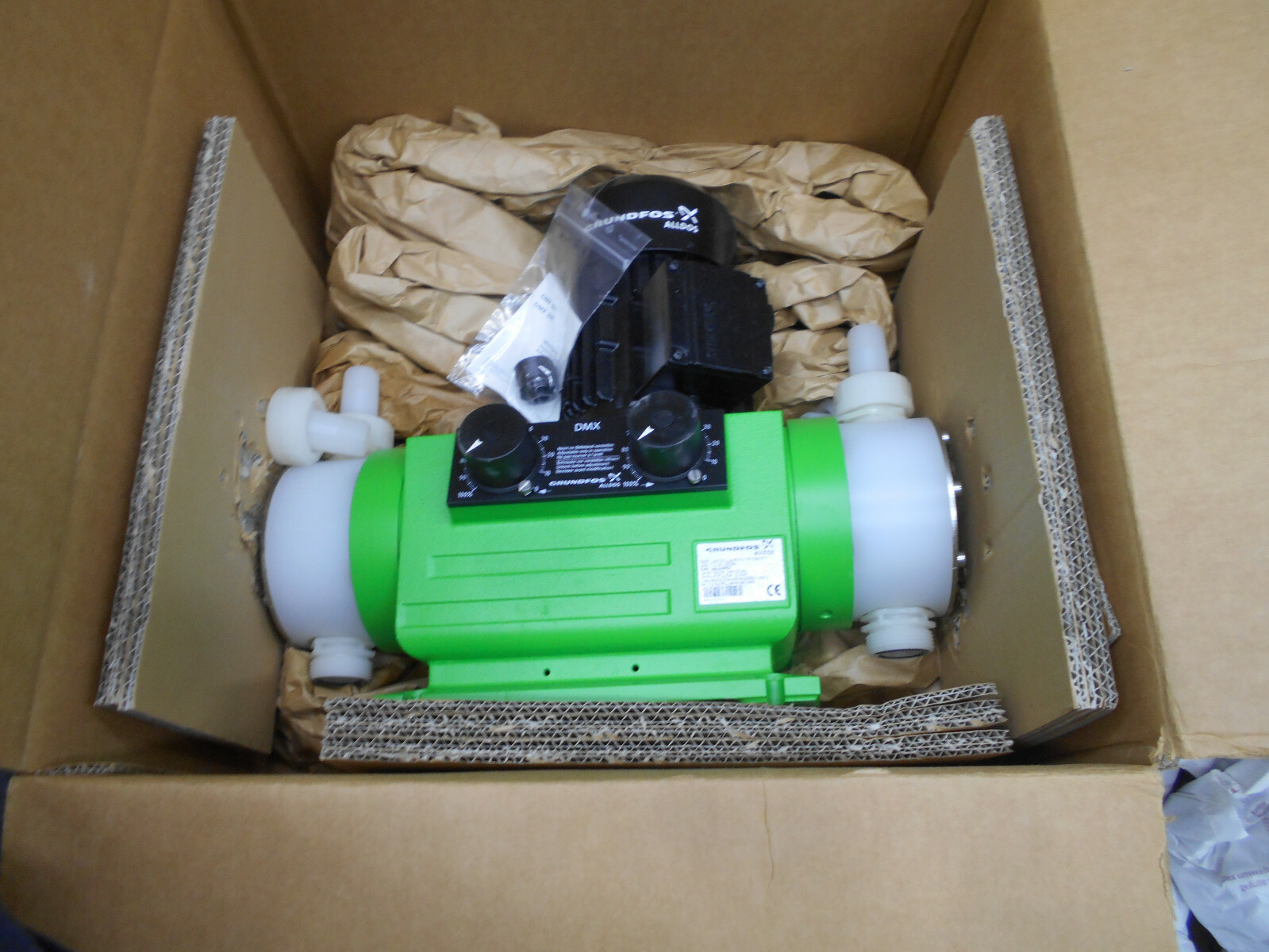 GRUNDFOS ALLDOS DMX132-10/2 34.87GAL/HR 145PSI 480V DUAL DIAPHRAM PUMP