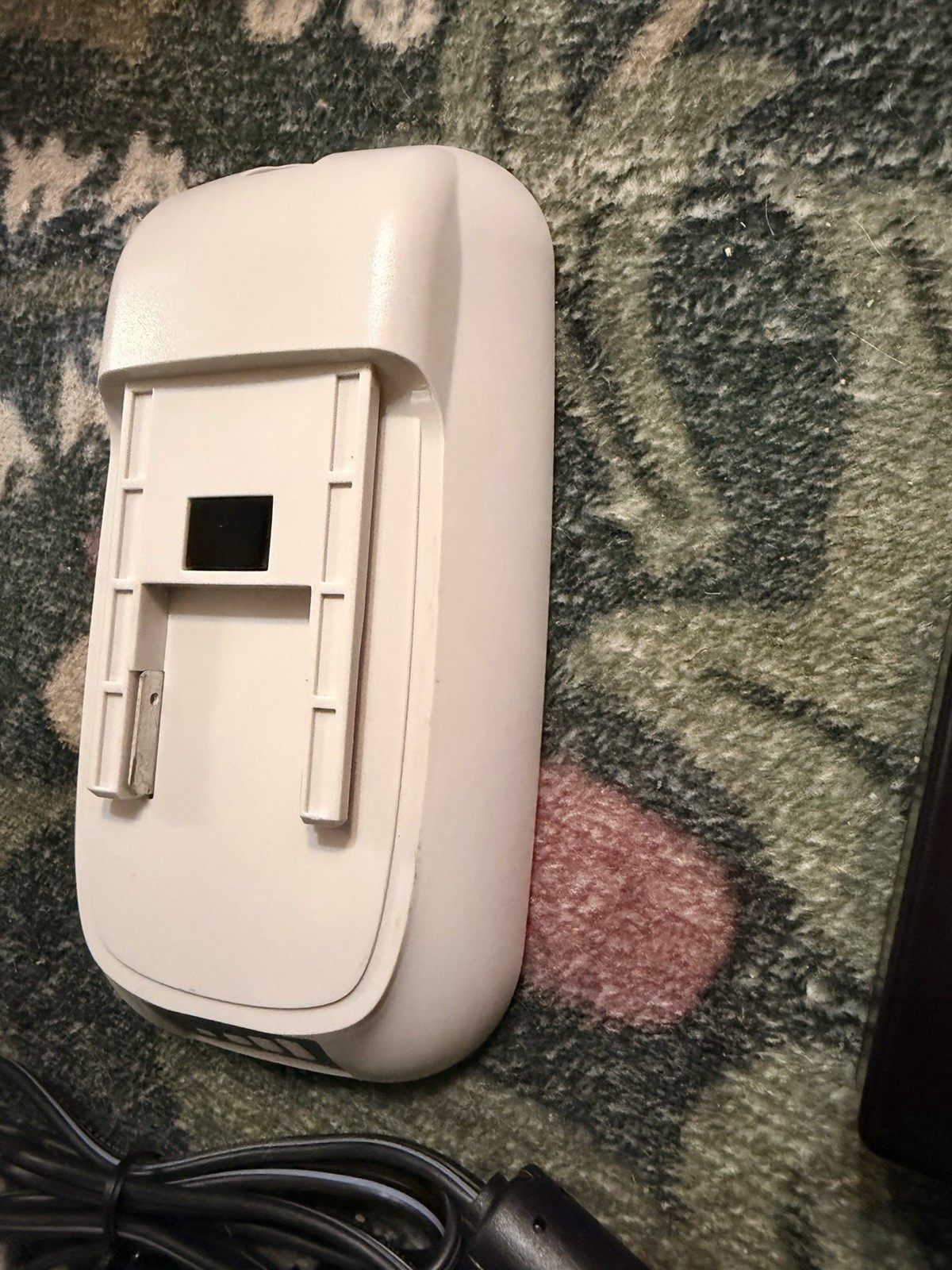 KAVO NOMAD Pro 2 Portable Battery Charging Cradle With AC adapter White