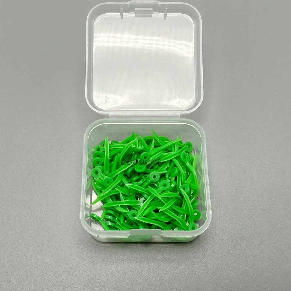1000Pcs Dental Plastic Wedges W End Circular Holes Concave Design Diastema Wedge
