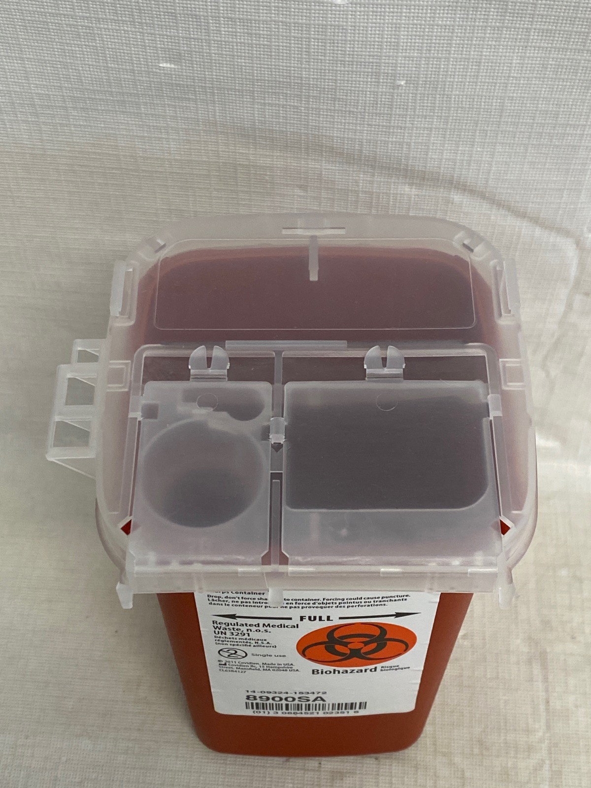 (4) COVIDIEN SharpSafety Red Sharps Containers 1-Quart w/ Clear Lid 8900SA