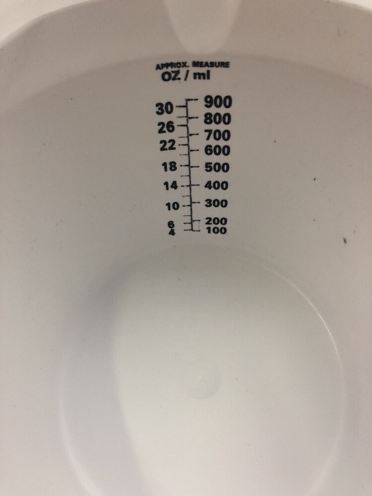 NEW CASE OF 100 MEDLINE Urine Specimen Collector Speci Pan Graduated DYND36608N