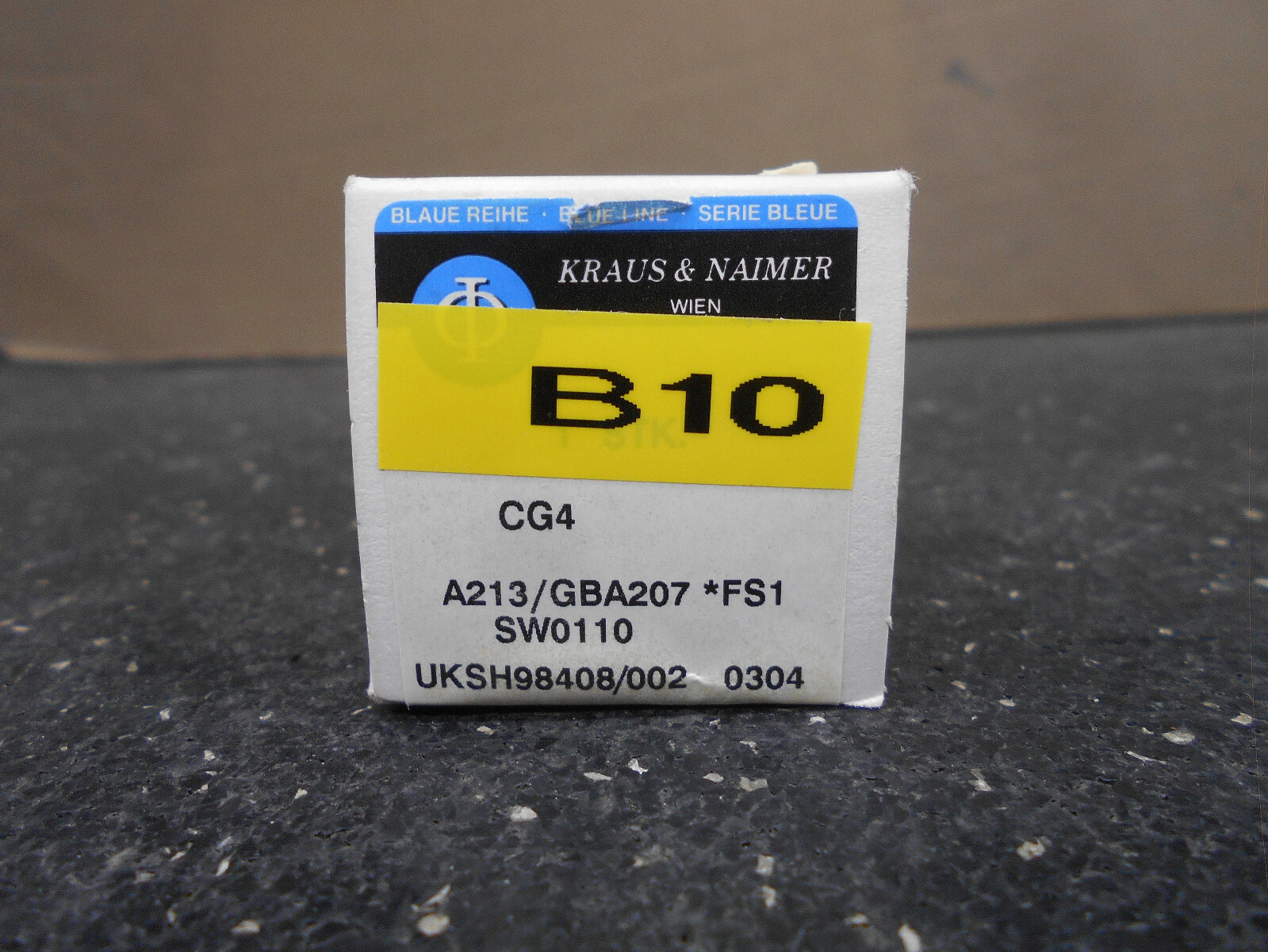 KRAUS & NAIMER CG4 AC1 10A 400VAC A213 3 POSITION SWITCH