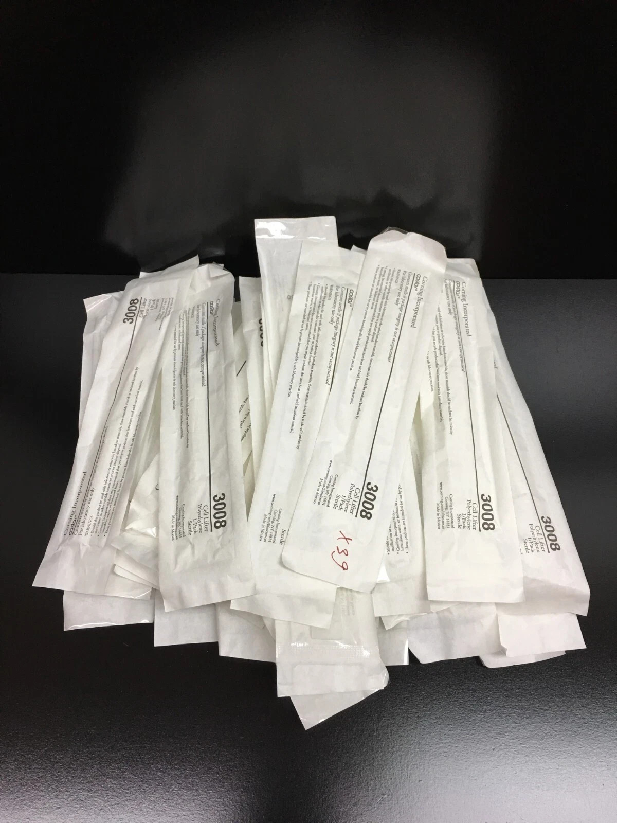 Costar Corning REF 3008 Cell Lifter Lot 39 Pieces