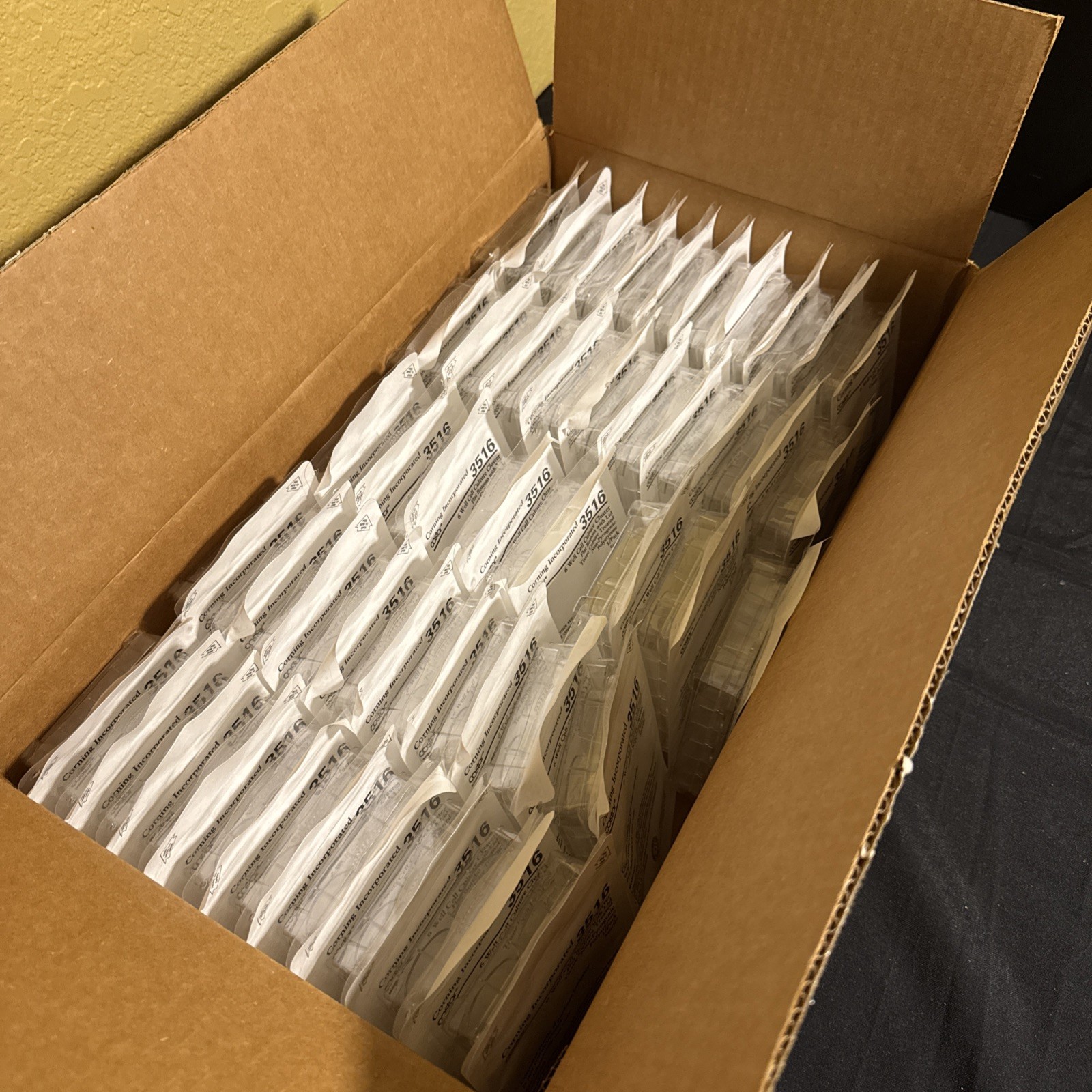 CORNING Costar PS 6-Well Cell Culture Plate Tissue Culture Treated 3516 (46/Cs)