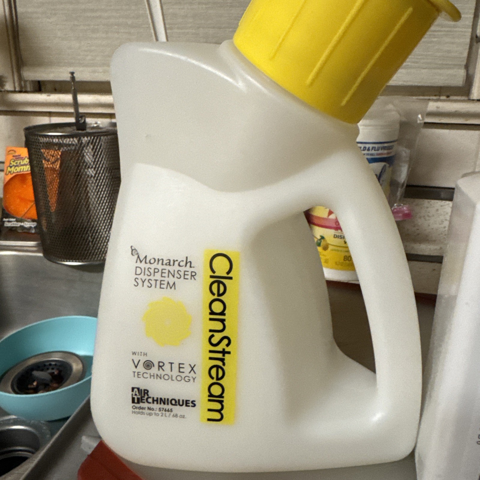Monarch CleanStream Dispenser System 57665 Hold up to 2L /68oz. With cleaner