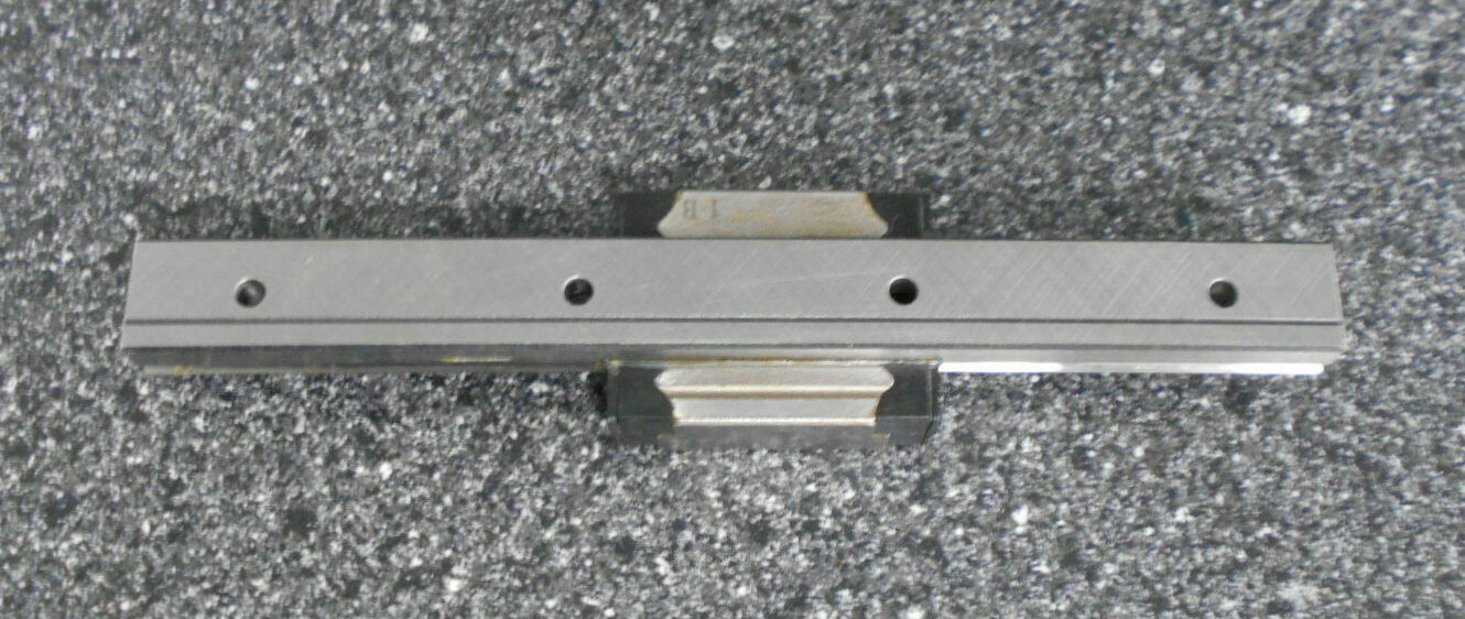 NB SEB15A ONE 31.73mm X 40.86mm CARRIAGE ON 6” LINEAR SLIDE RAIL
