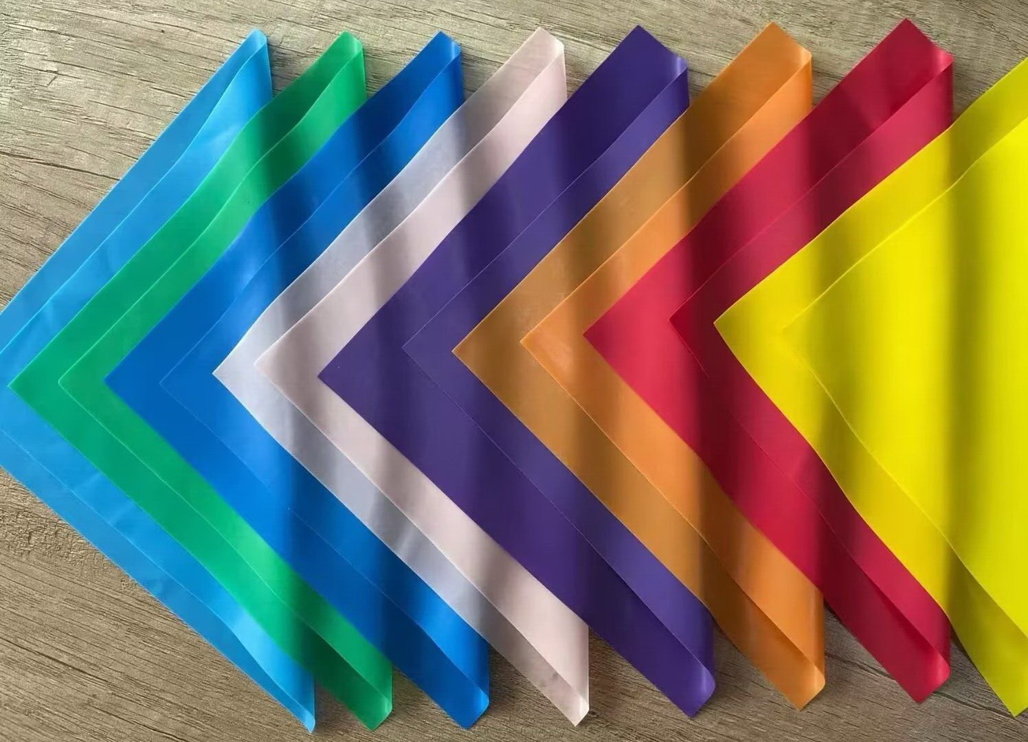 36Pcs Dental Rubber Dam Sheet Natural Latex Barrier 6″*6″ For Adult Medium Gauge