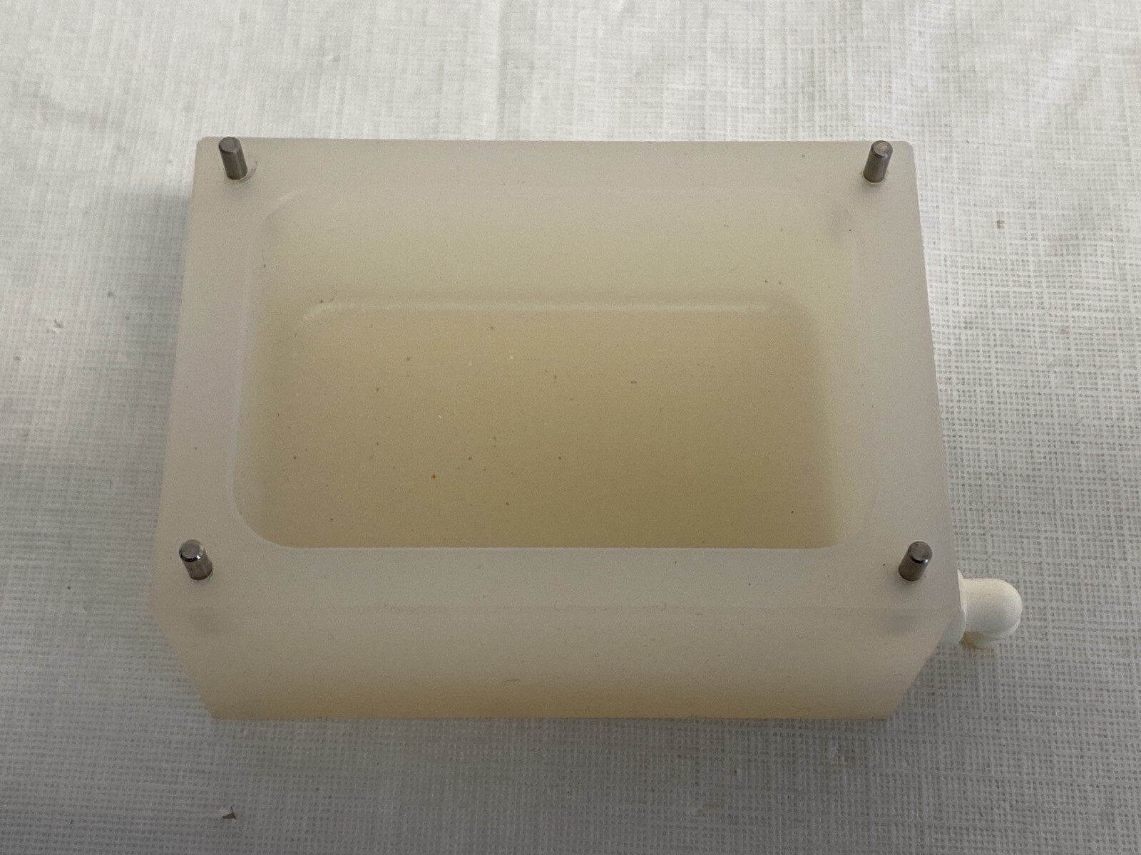 CHEMGLASS Bill-Board Solid-Phase Synthesis 6-Place Plate, Drain Tray & Vial Rack