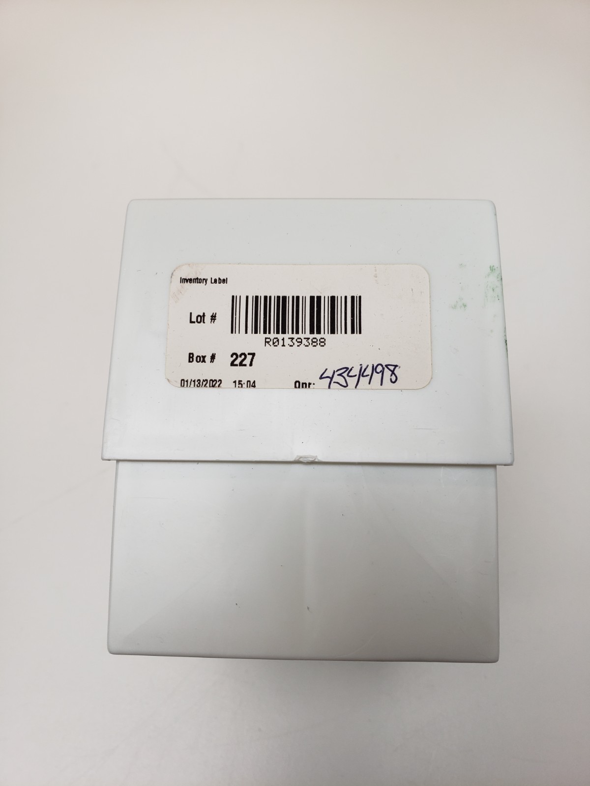 KOVA Plastics Glasstic Slide 10 with Grids 87144, partial box contains 81 pcs