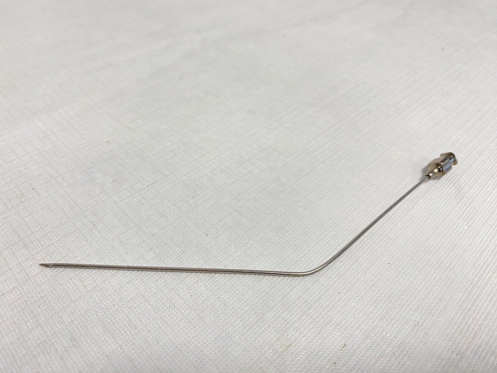 Laboratory 6” Stainless Steel Bent Cannula 18-Gauge Luer Hub Beveled #4 Point