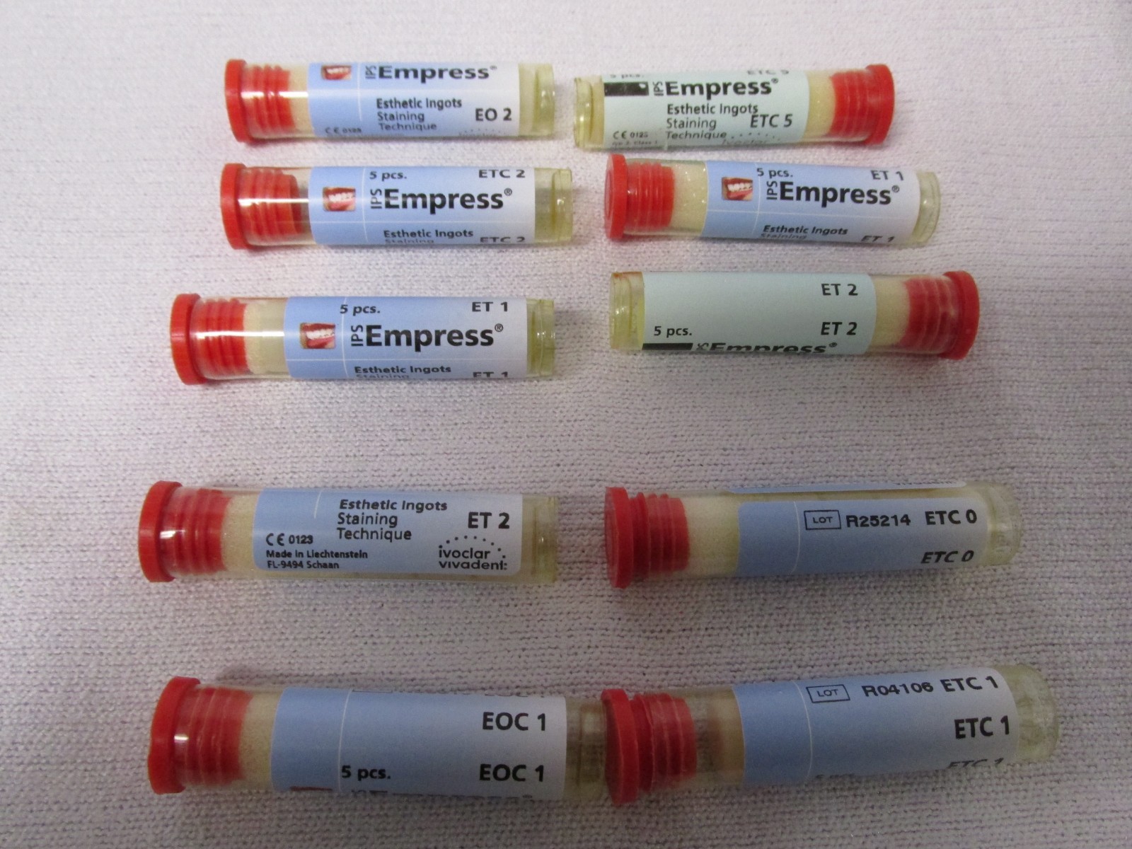 LOT OF 10 PACKS / 5 EACH Ivoclar Vivadent IPS Empress Esthetic Ingots ( 50 PCS)