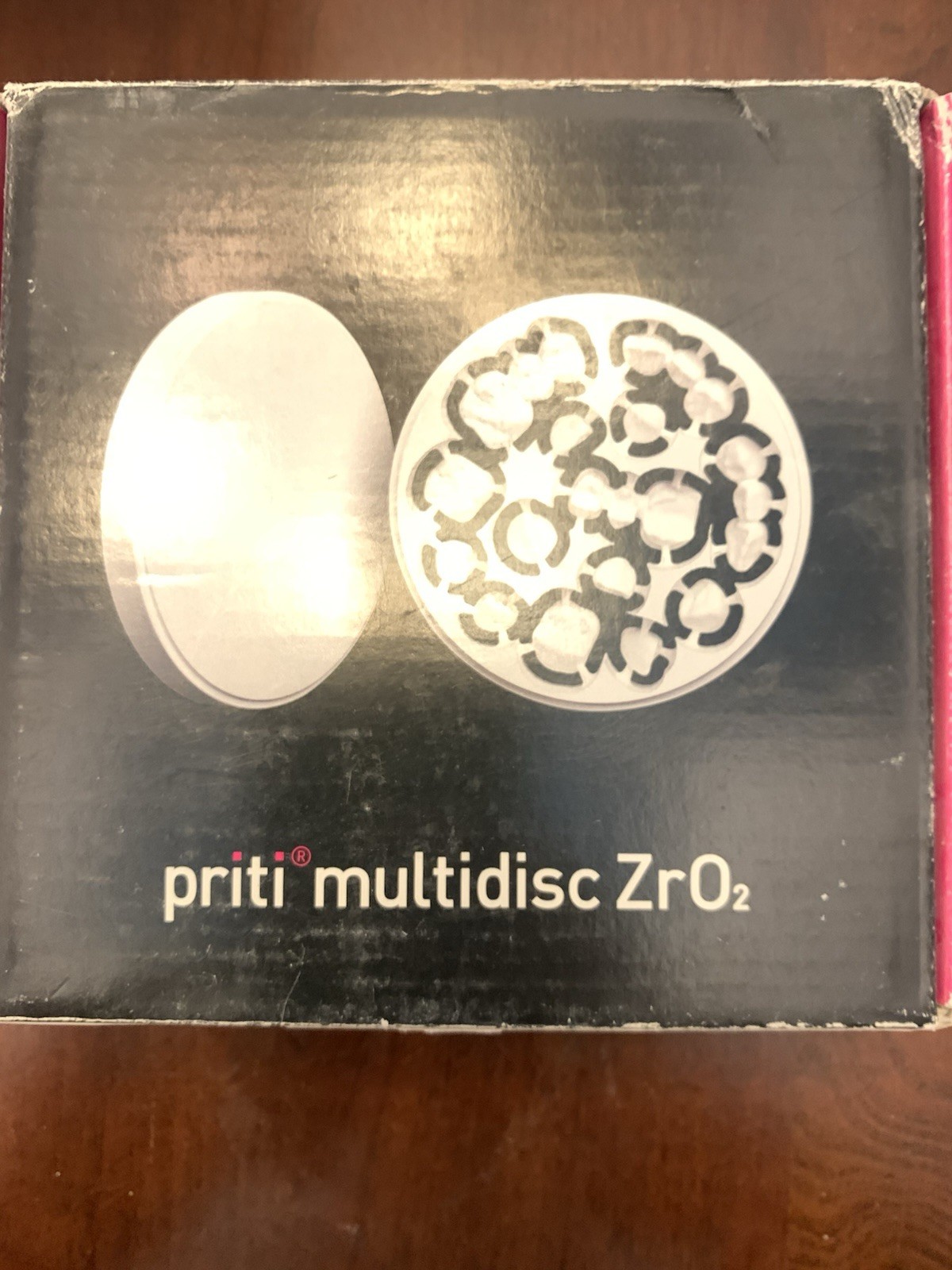 Zirconia Disc Puck Milling Priti ZrO2 Extra Translucent 98x14mm A Light Multi