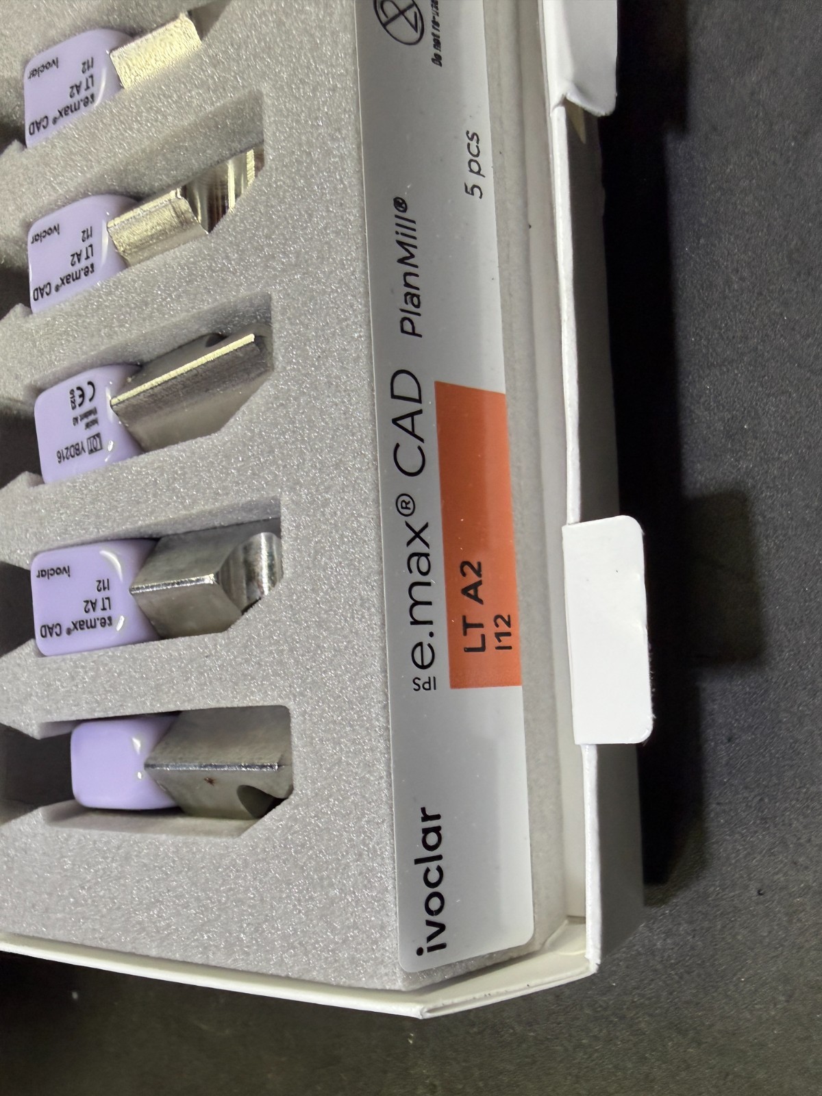 Ivoclar IPS e.max CAD lt A2 l12 ( 5 Blocks)