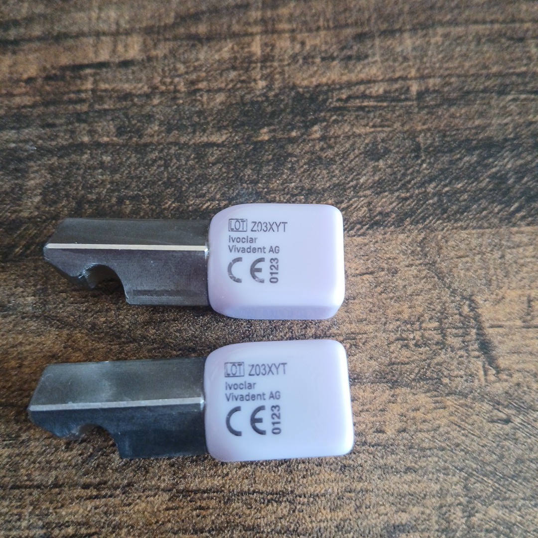 Ivoclar IPS e.max CAD LT A1 C14 PlanMill – 2 Blocks