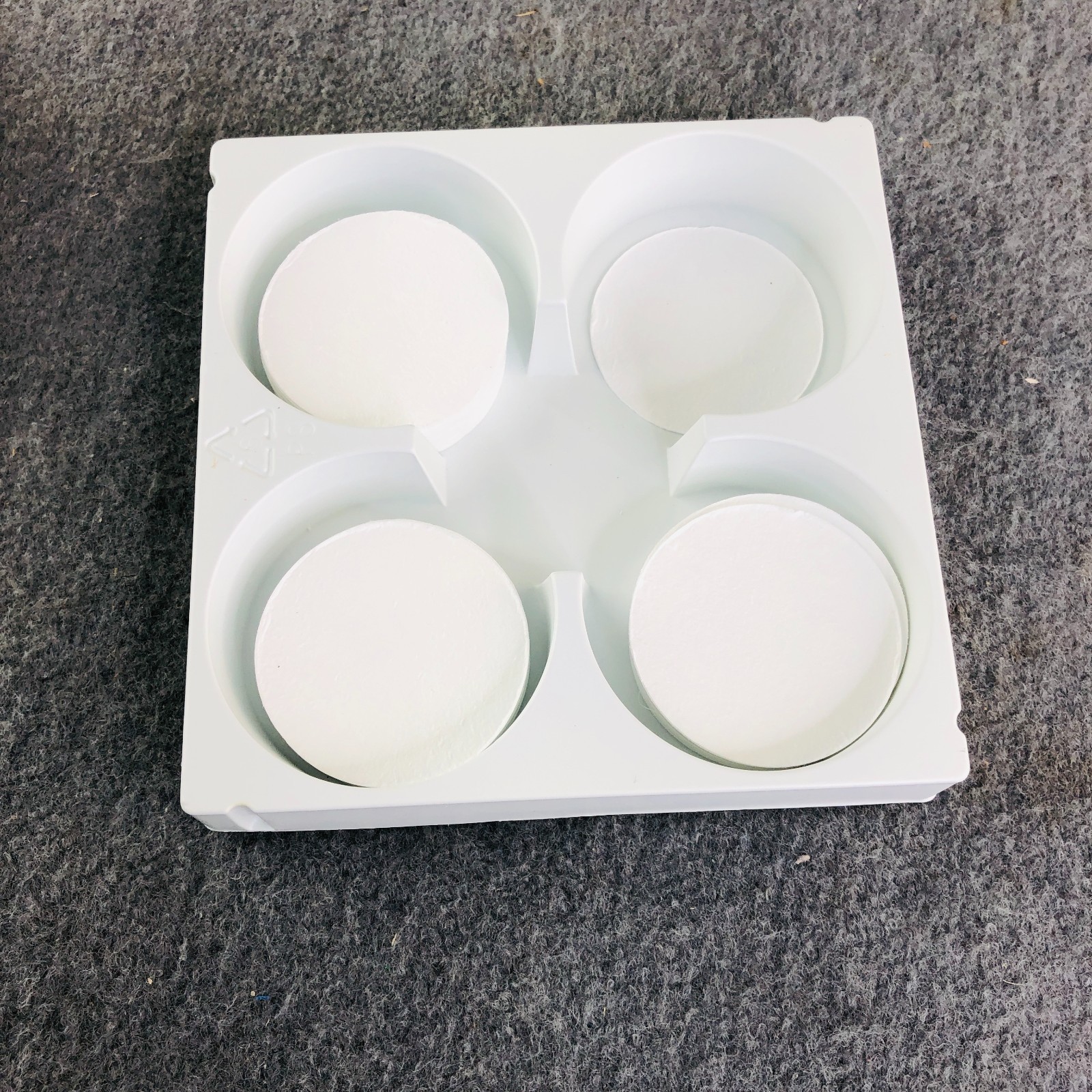 Ahlstrom Glass Microfiber Filters ~ Catalog #1610-0470 Grade 161 4.7cm Partial