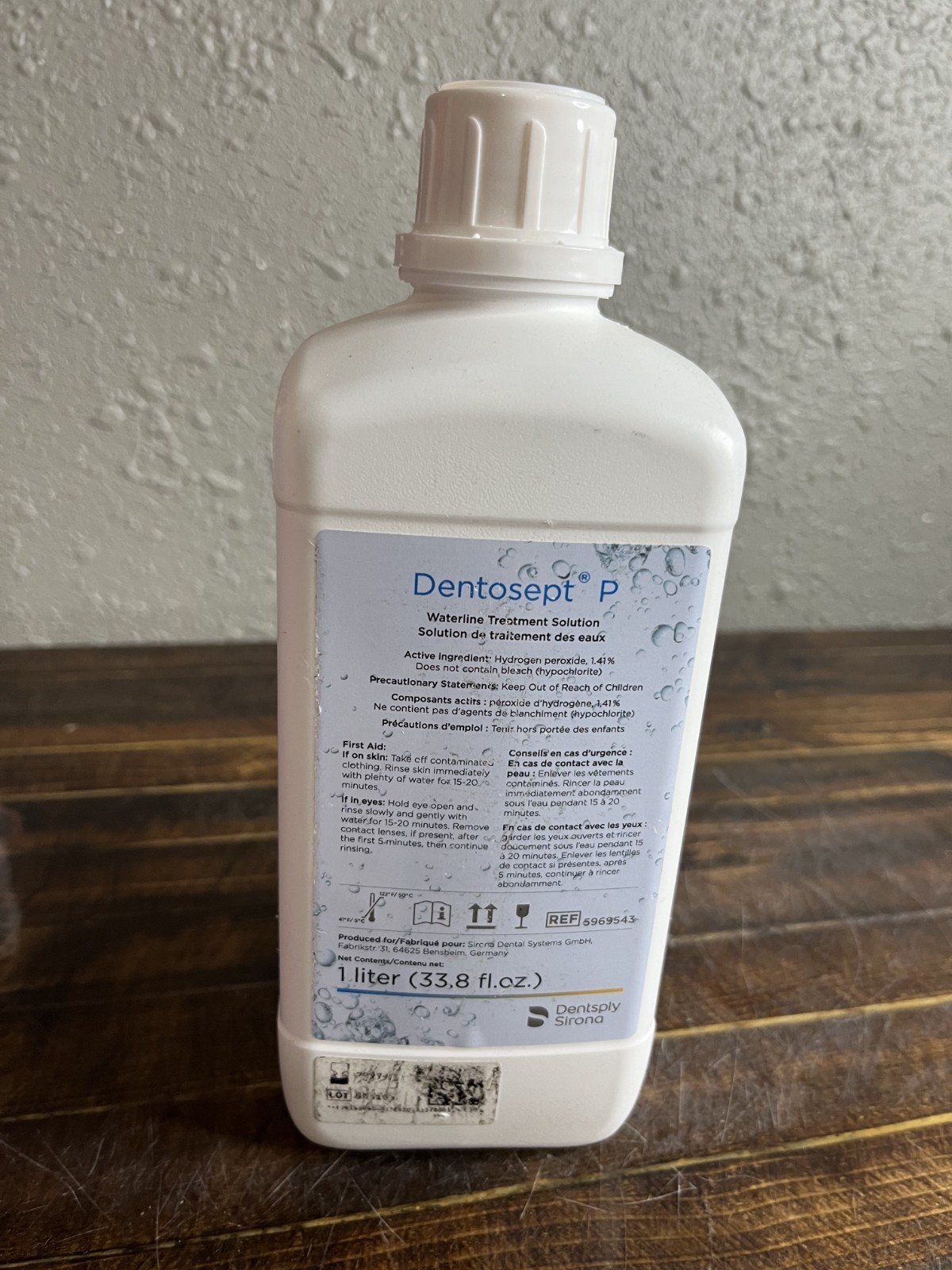 Dentsply Sirona Dentosept P Waterline Treatment Solution 1 Liter