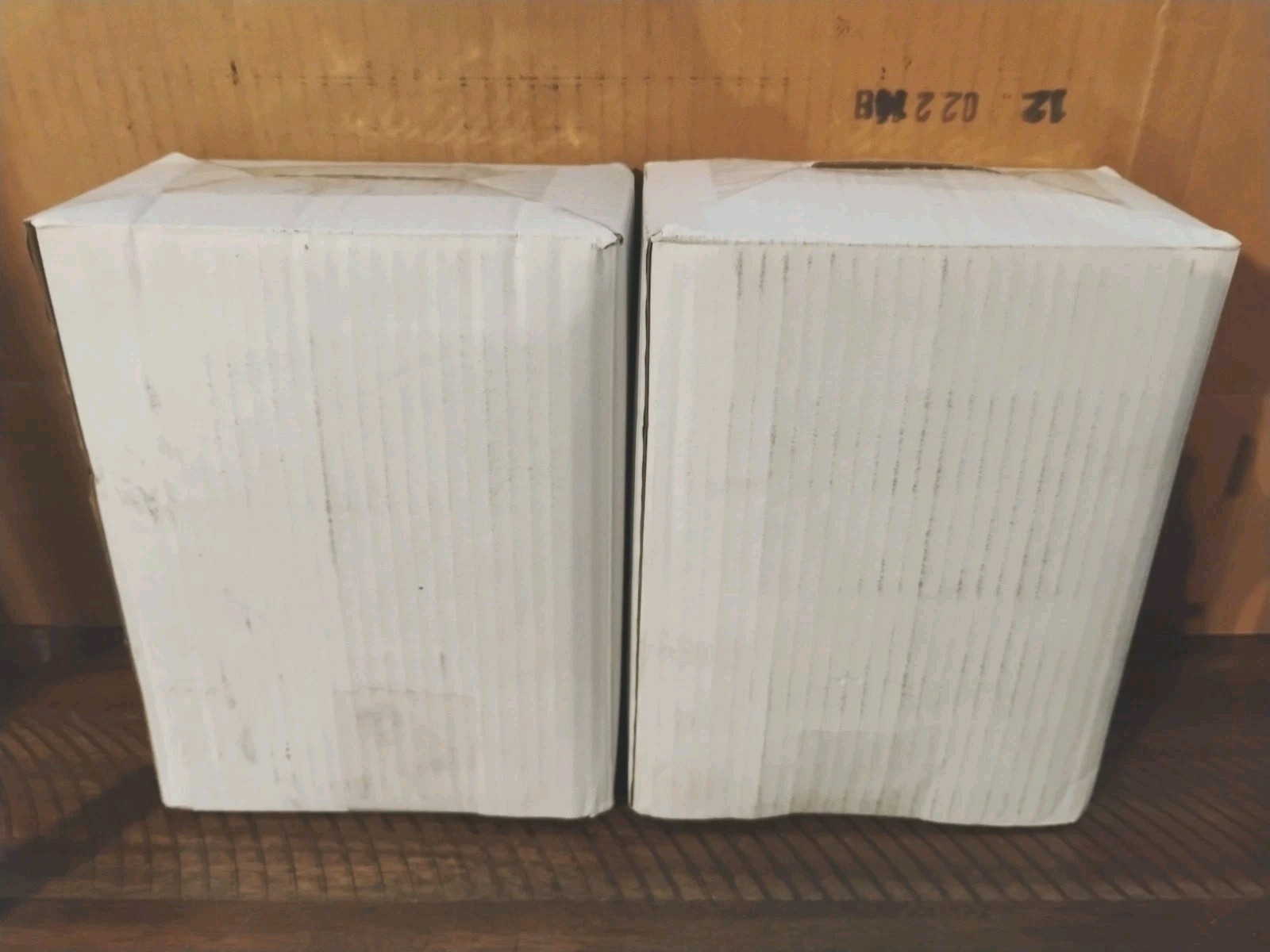 Halyard Disposable Film Protective Procedure Gown One Size Fits Most Lot of 30