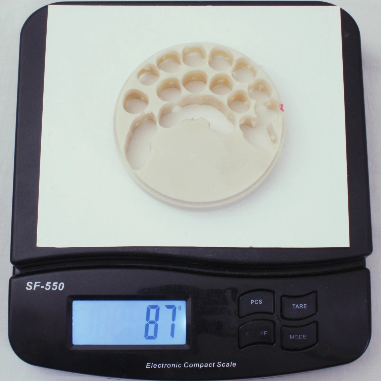 Used Zirlux Temp PMMA – 98×18 mm – Shade B1 – 900-7905 – Use By 2026-03