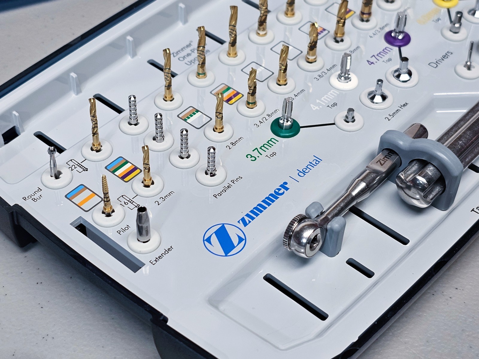 Zimmer Tapered Screw-Vent Kit, Excellent but May Not Complete – Sold as Pictured