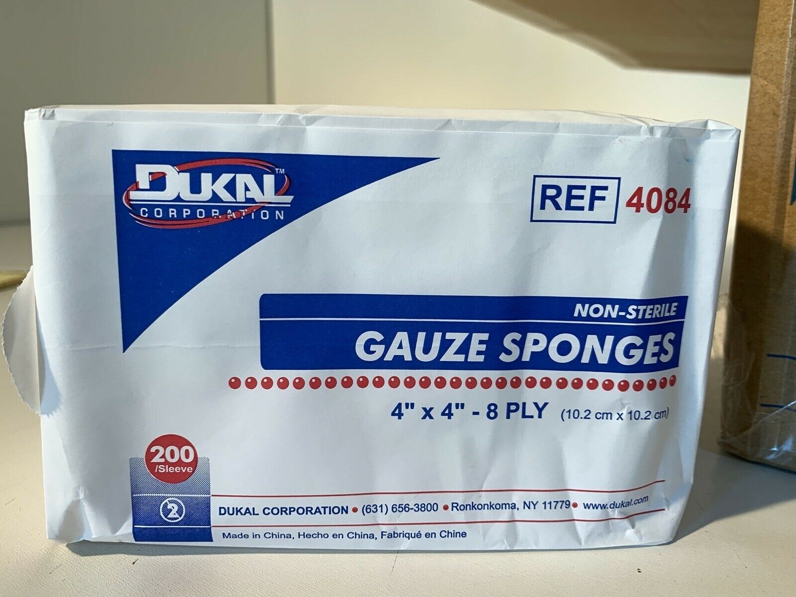 One Case of 4000 Dukal Gauze Sponges 4″x4″ 8-Ply, Ref 4084