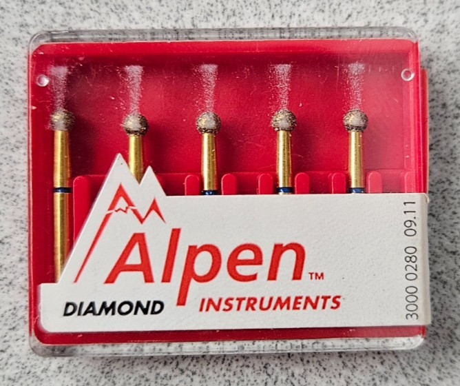 Alpen Instruments #R801C023FG ROUND (BALL) COARSE DIAMOND 1 Pk /5 Burs