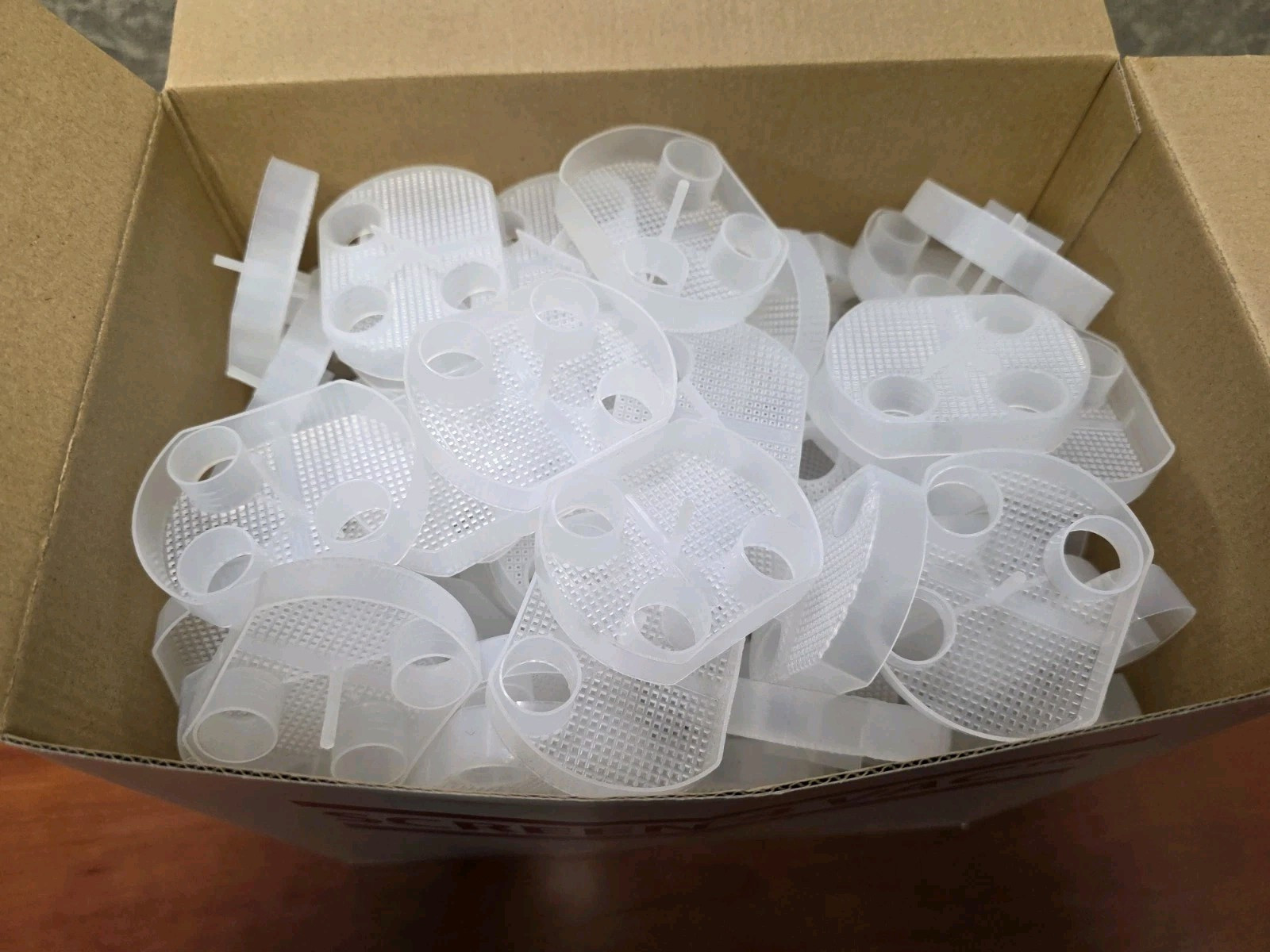 Plasdent 8334-3 Screen-4-Vac Disposable Evacuation Traps 5505 3 3/4″ Clear 144Pk