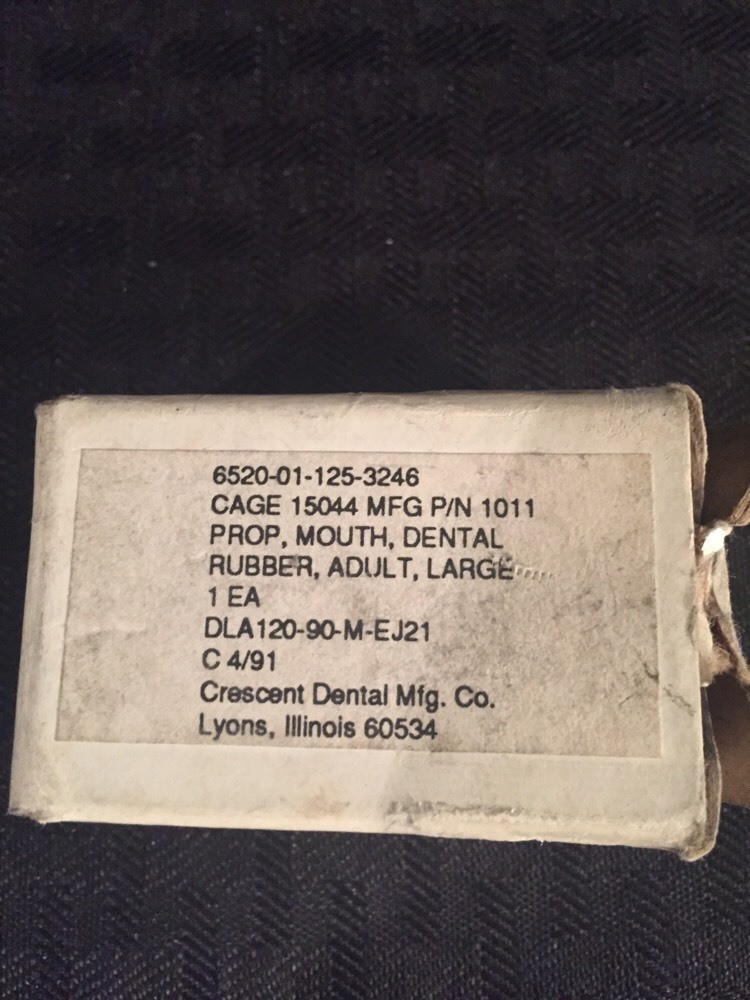 ONE CRESCENT DENTAL Mouth Prop Rubber Adult Large See Description