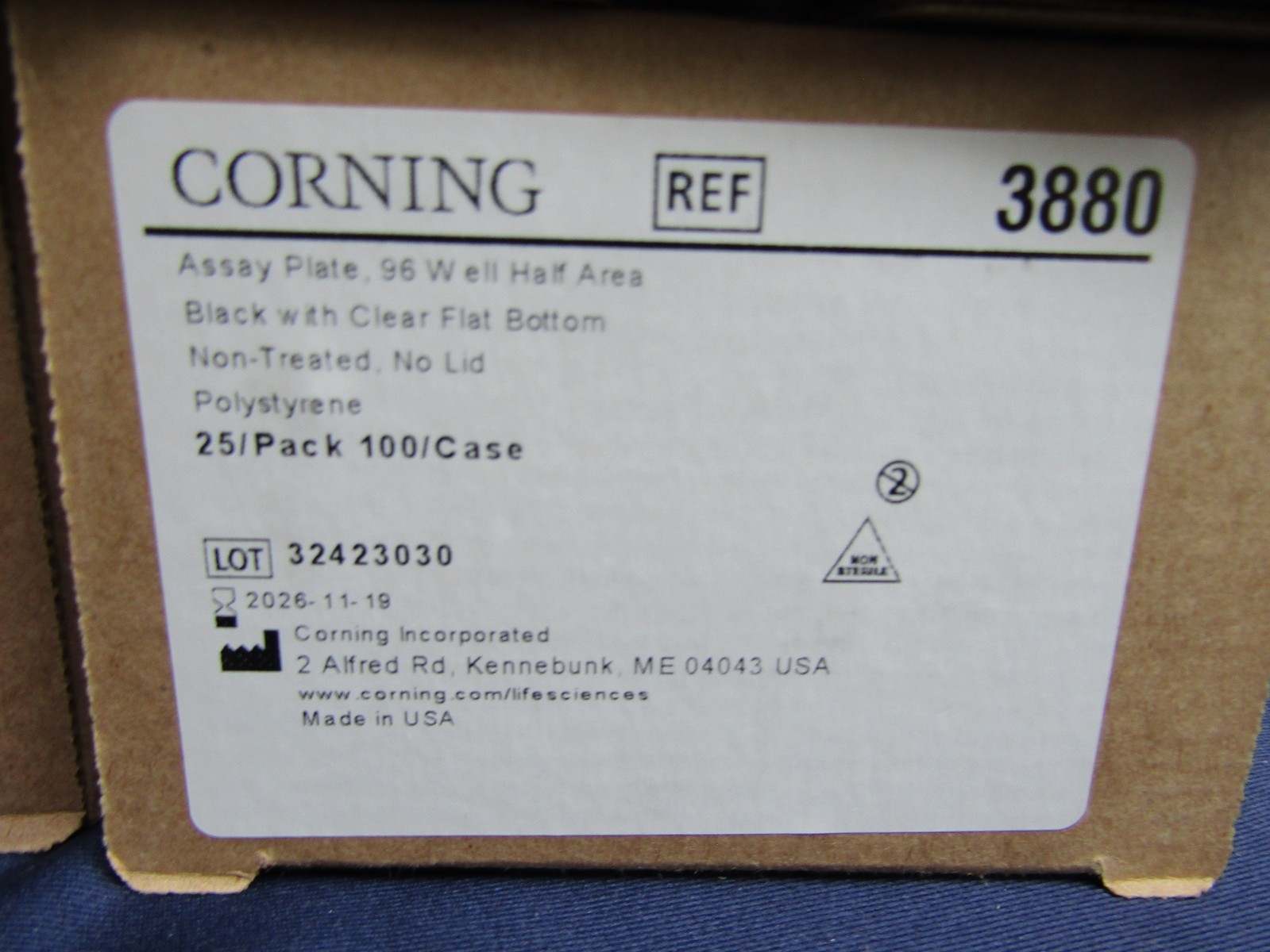 Corning 3880, Assay Plate 96 Well Half Area, Non-Treated, No-Lid, Black 25 pack