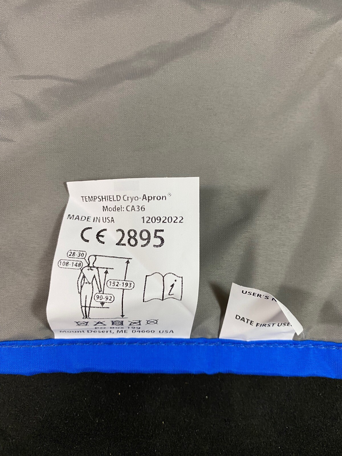 TEMPSHIELD 36in/91.4cm Length Cryo-Apron For Dry Ice Handling Blue CA36