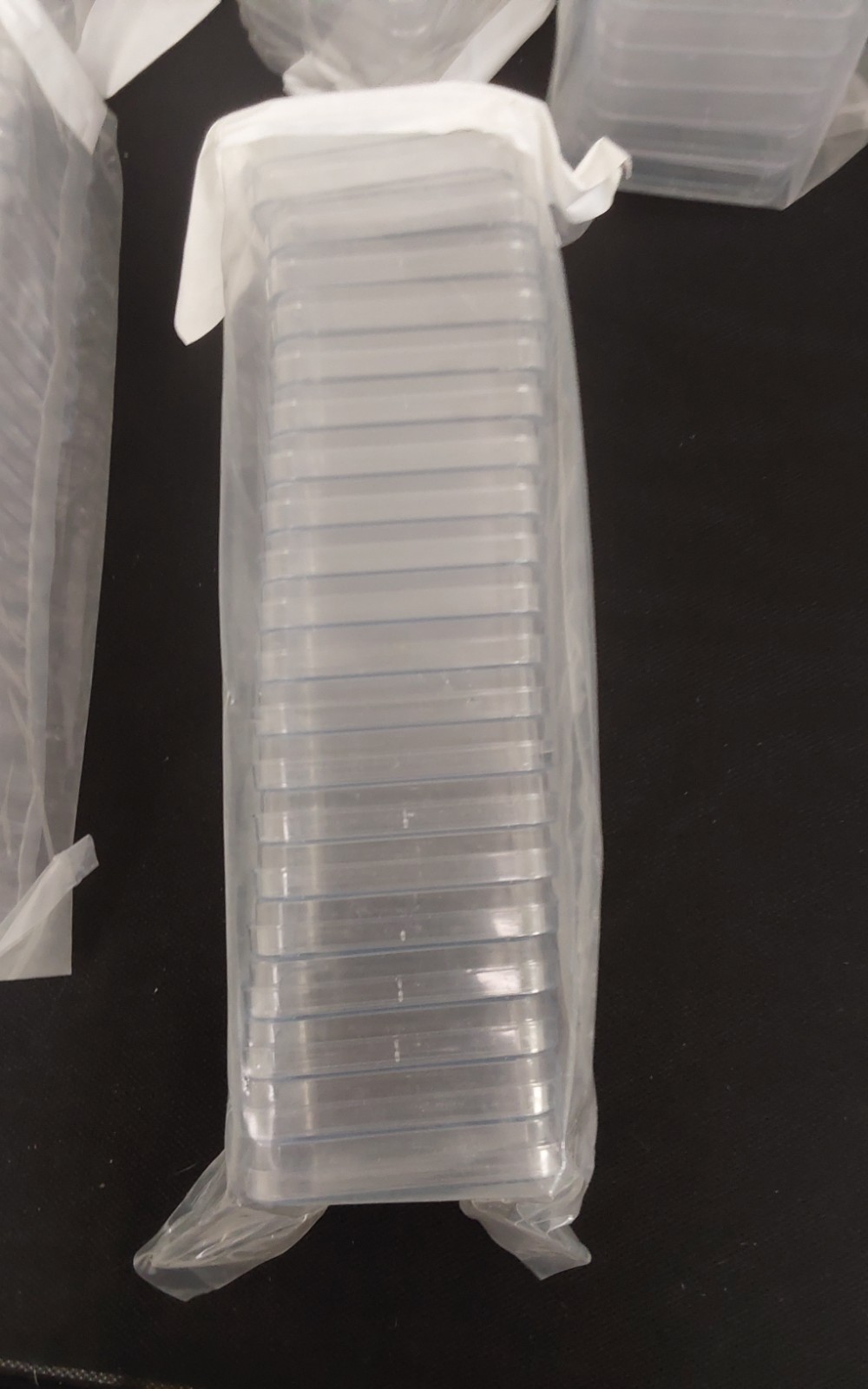 Lot of 10- 10 Packs Sterile Thick Plastic Petri Dishes with Lid-20 Per Pack