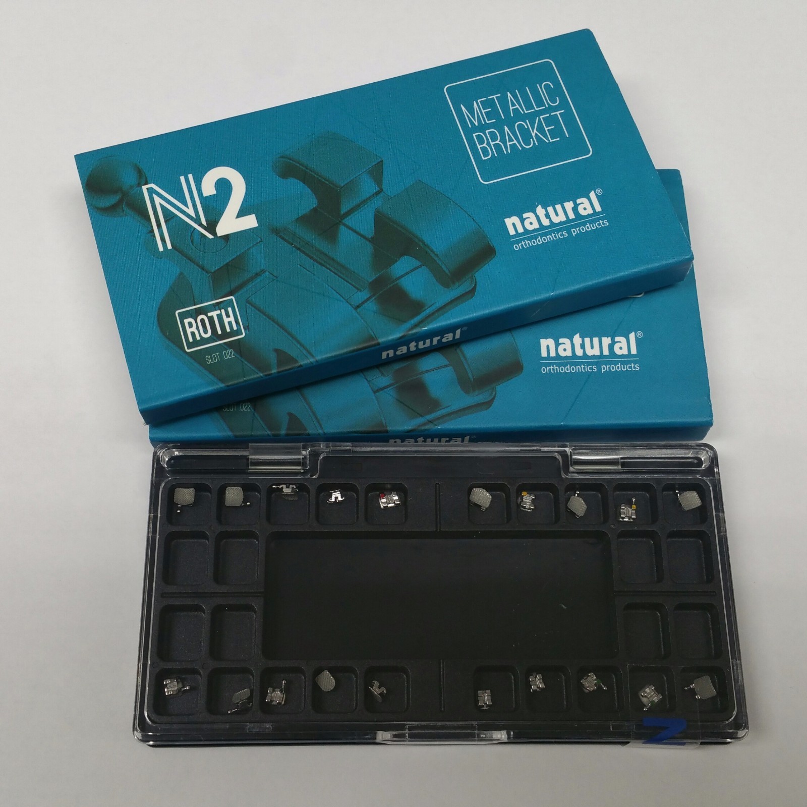 Set x 2 – Bracktes Roth 0.22 H / 3, 4, 5 sandblasted N2 NATURAL Orthodontics