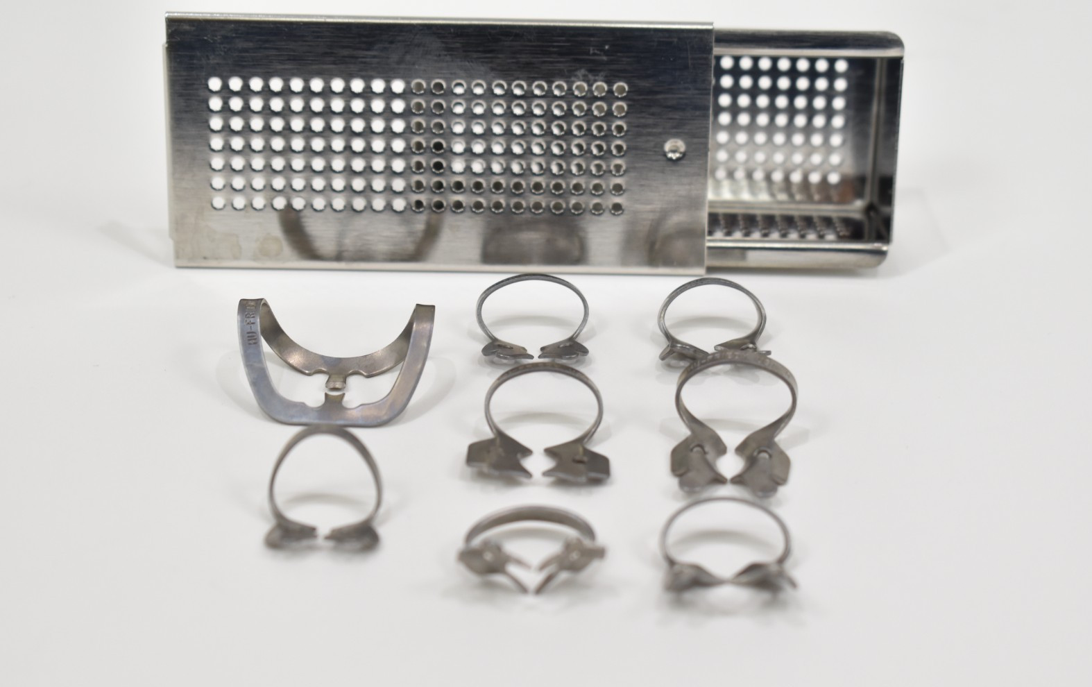 Hu-Friedy Dental Sterilization IMS Part Box IMS-1273 w/8 Rubber Dam Clamps