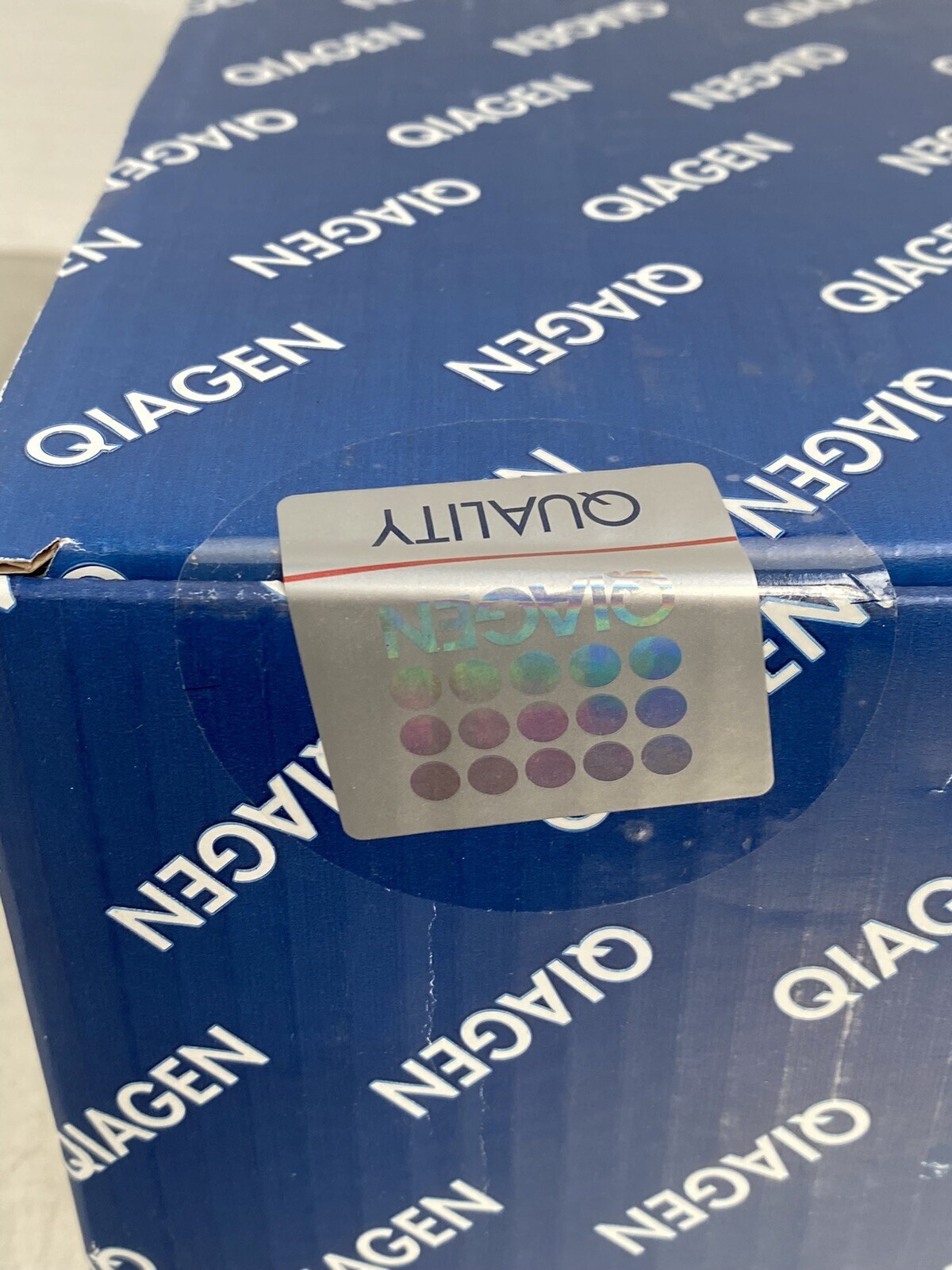 New QIAGEN 990556 Reagent Trough with Lid 170mL, 20/PK, SEALED BOX!